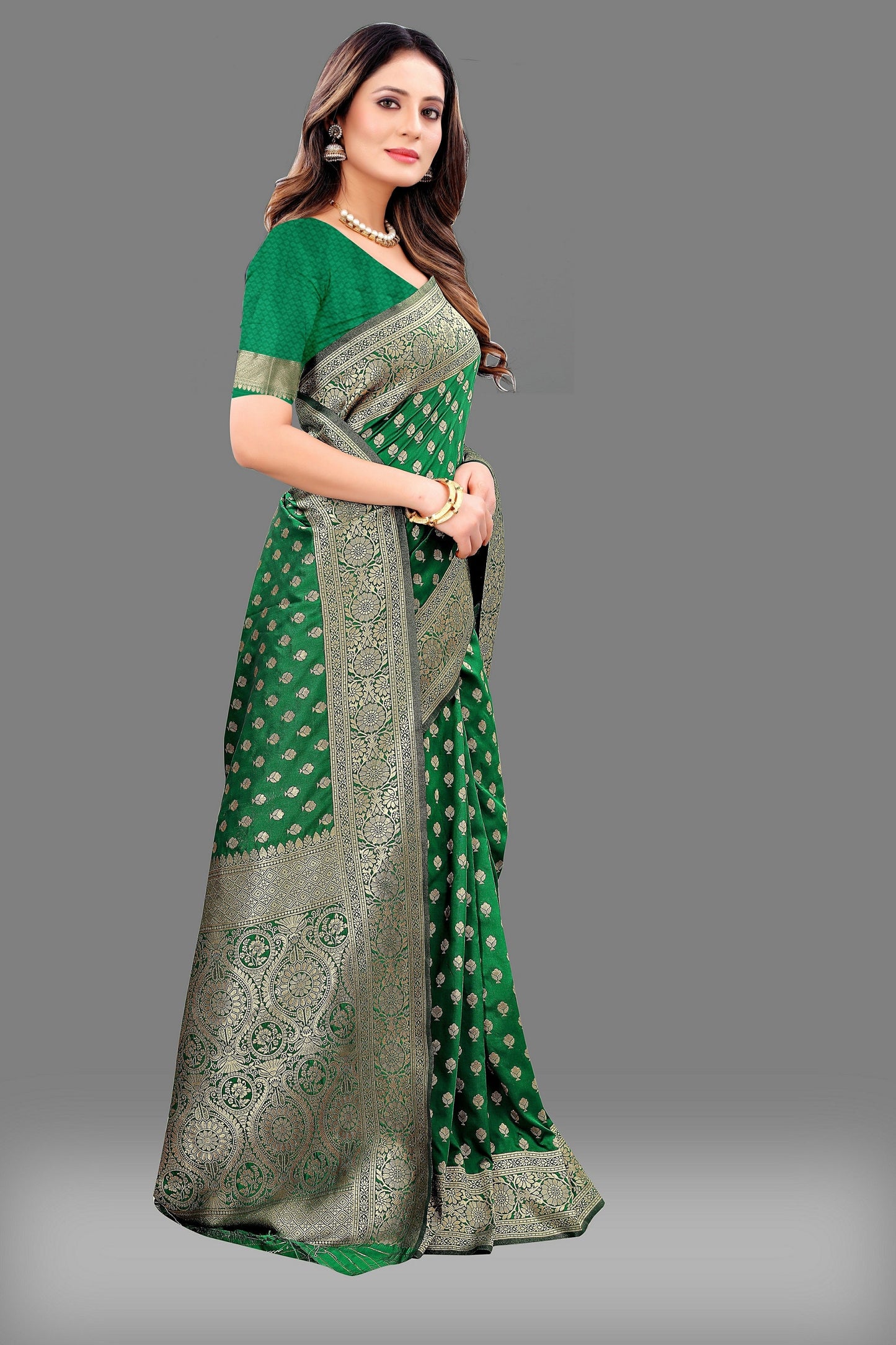 Vedant Vastram Soft Litchi Silk Banarasi Silk Saree - Green | Swadesiicart