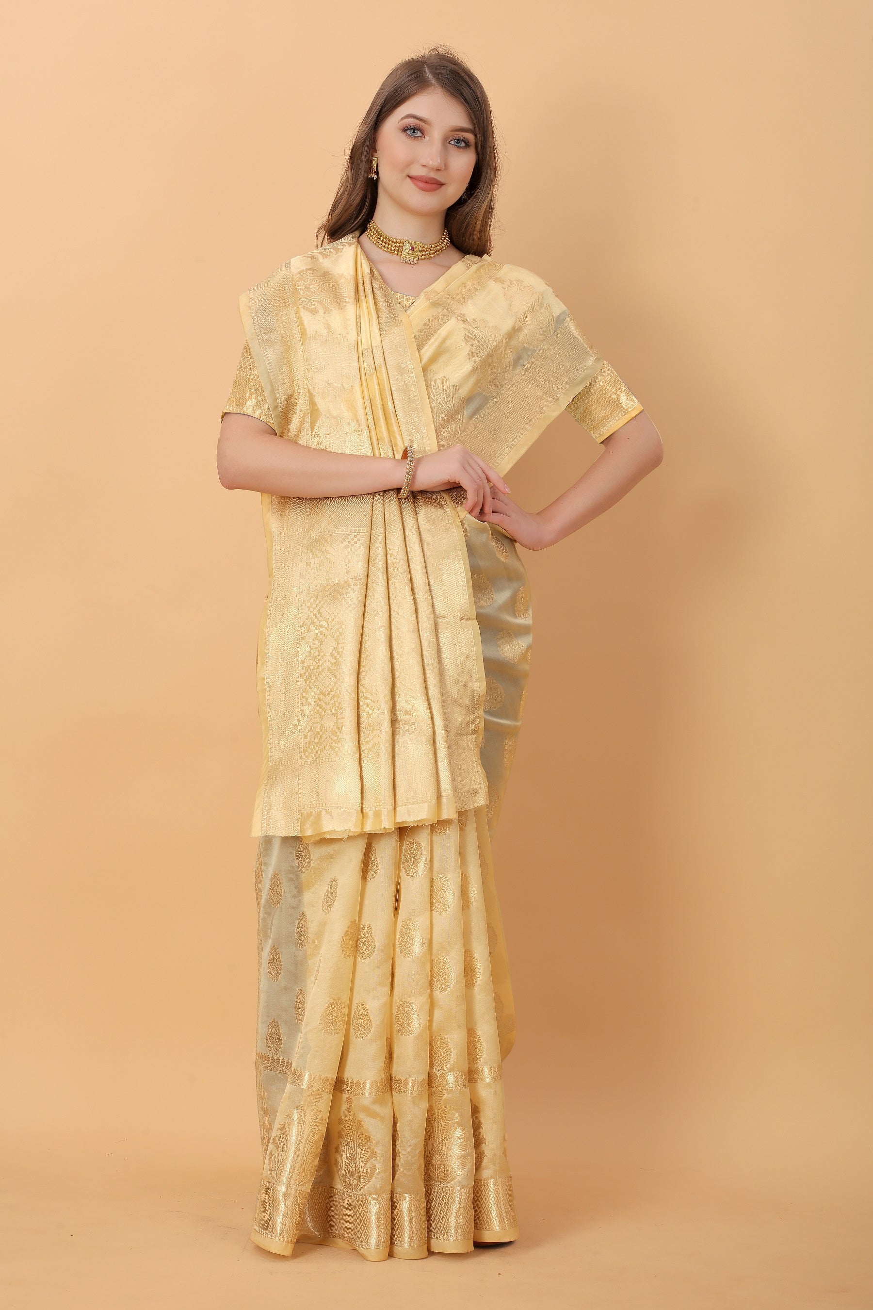 Vedant Vastram Organza Silk Banarasi Silk Saree - Gold | Swadesiicart