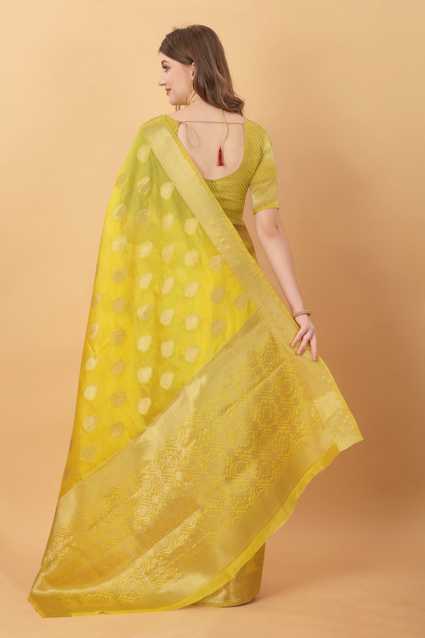 Vedant Vastram Organza Silk Banarasi Silk Saree - Yellow | Swadesiicart