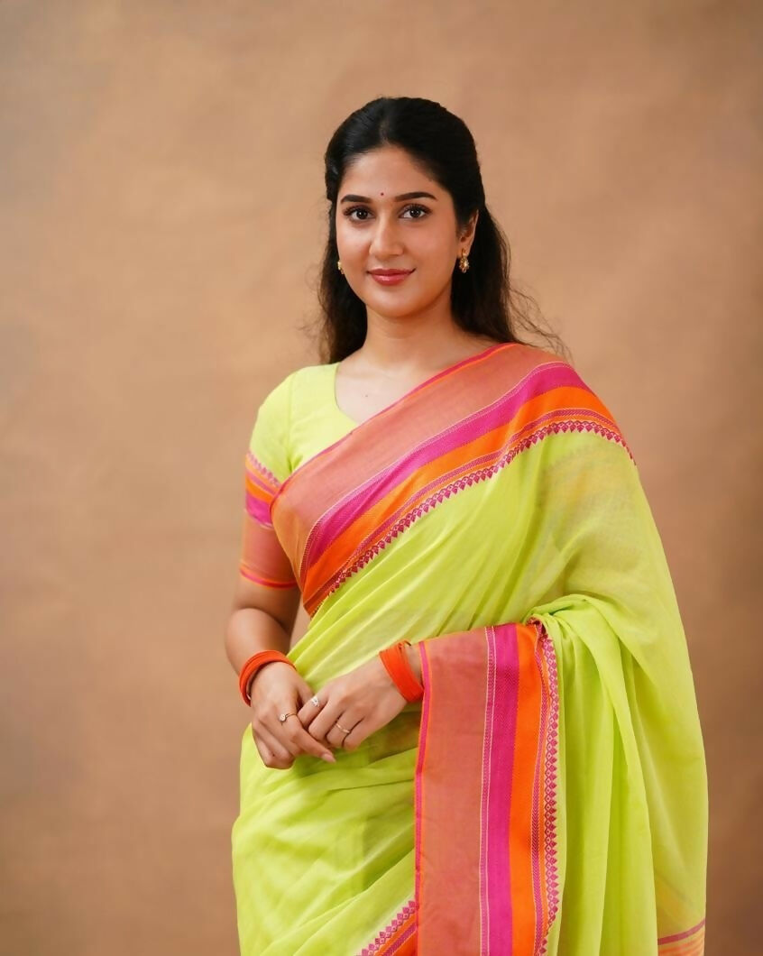 Exclusive Collection Light Green Beautiful Khadi Cotton Handloom Saree - Swadesiicart
