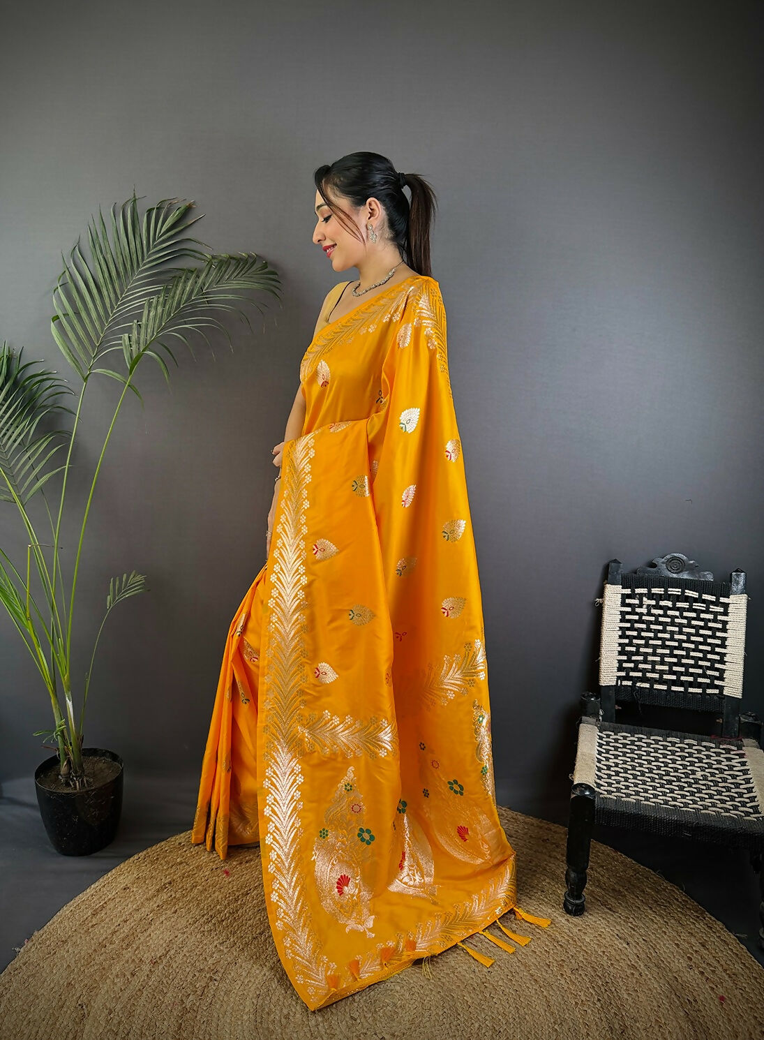 Joban Fashion Banarasi Orange Woven Soft Silk Saree | Swadesiicart