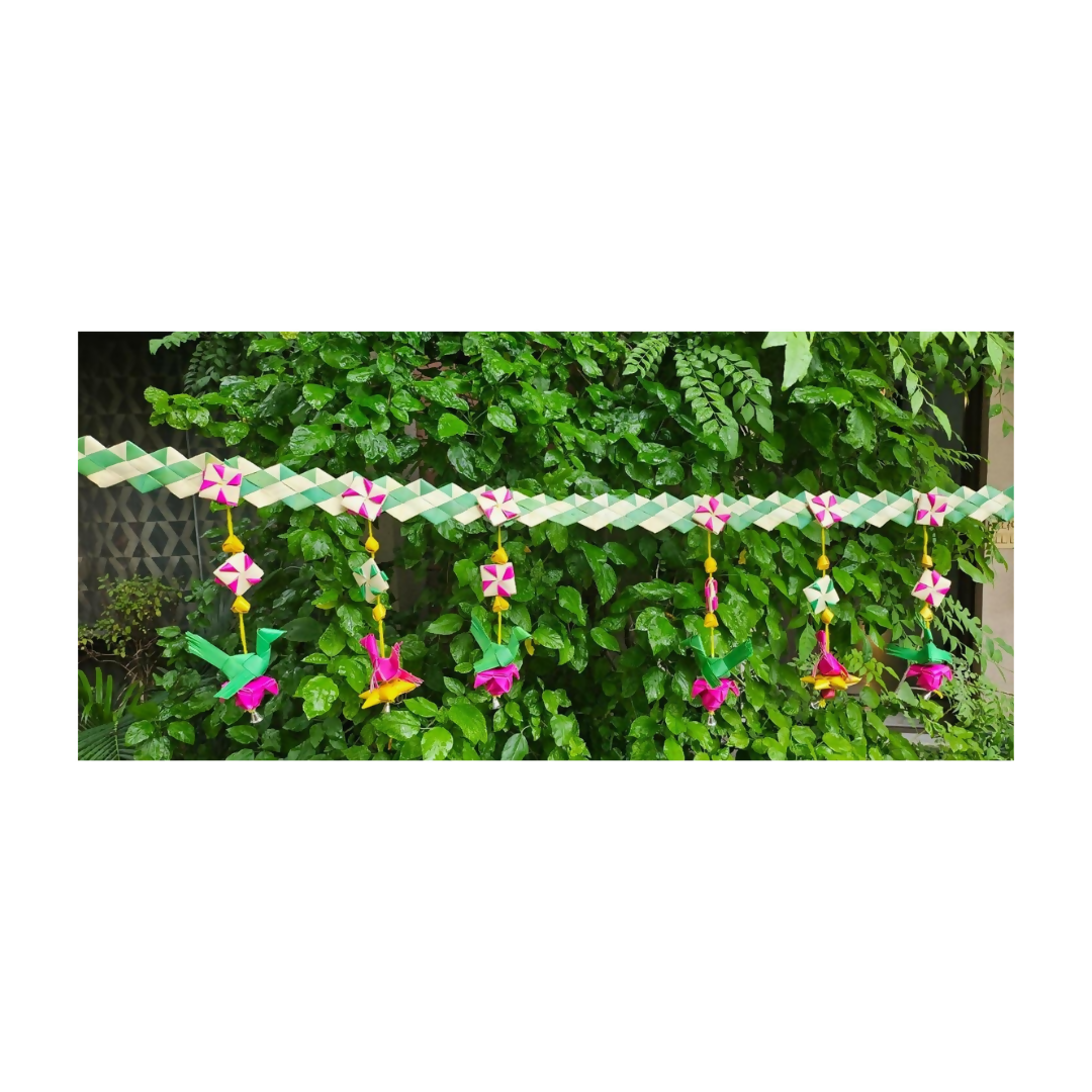Shuddh Natural Hand Made Palm Leaf Parrot Bandhanwar | Swadesiicart