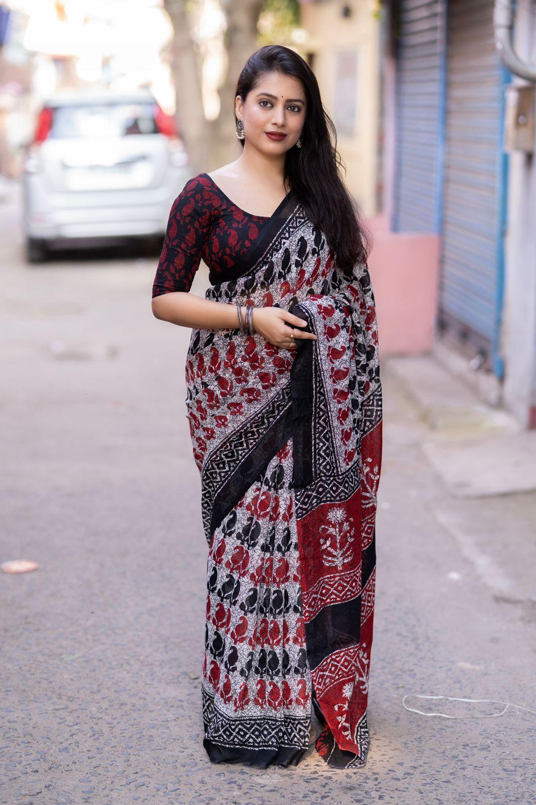 Grey Linen Blend Ethnic Motifs Saree with Unstitched Blouse - Hiral Fashion | Swadesiicart