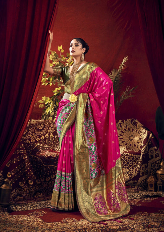 Vishnu Weaves Women's Rani Paithani Silk Saree with Blouse - Swadesiicart