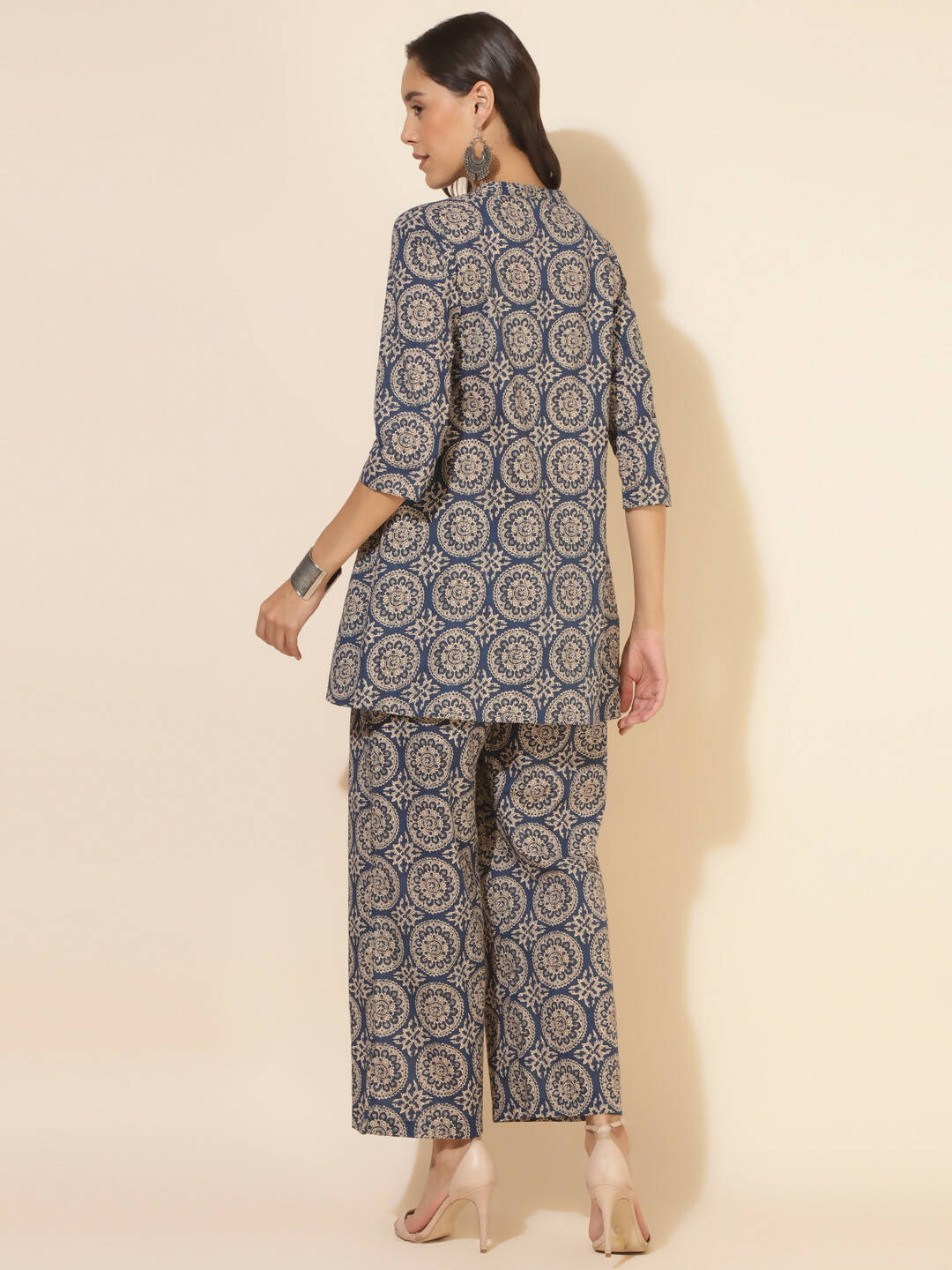 Janasya Women's Blue Cotton Ethnic Motifs Casual Regular Co-ords - Swadesiicart