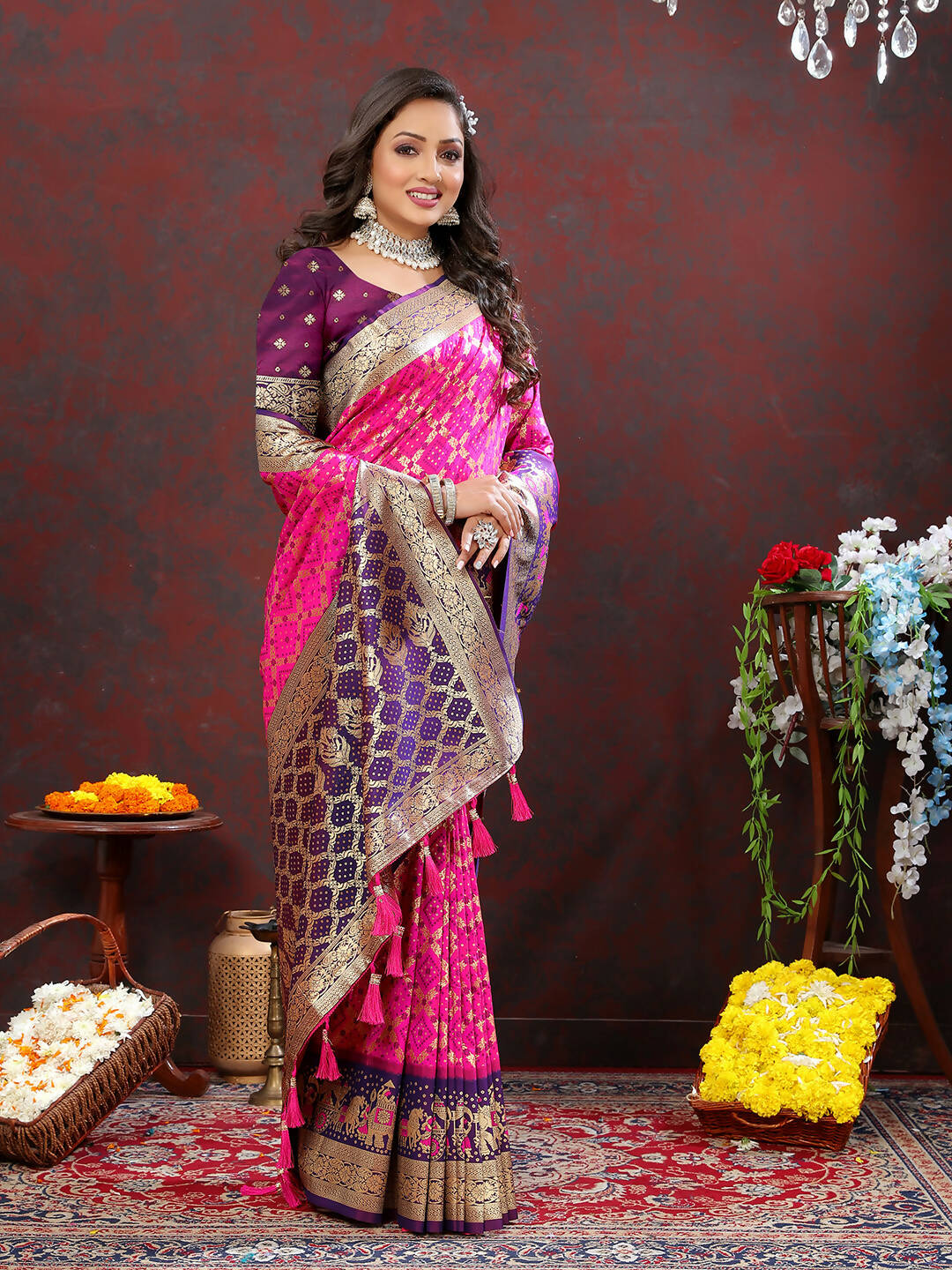 Lorenvalley Fashion Magenta & Wine Patola Silk Woven Design Meenakari Weaving Saree - Swadesiicart