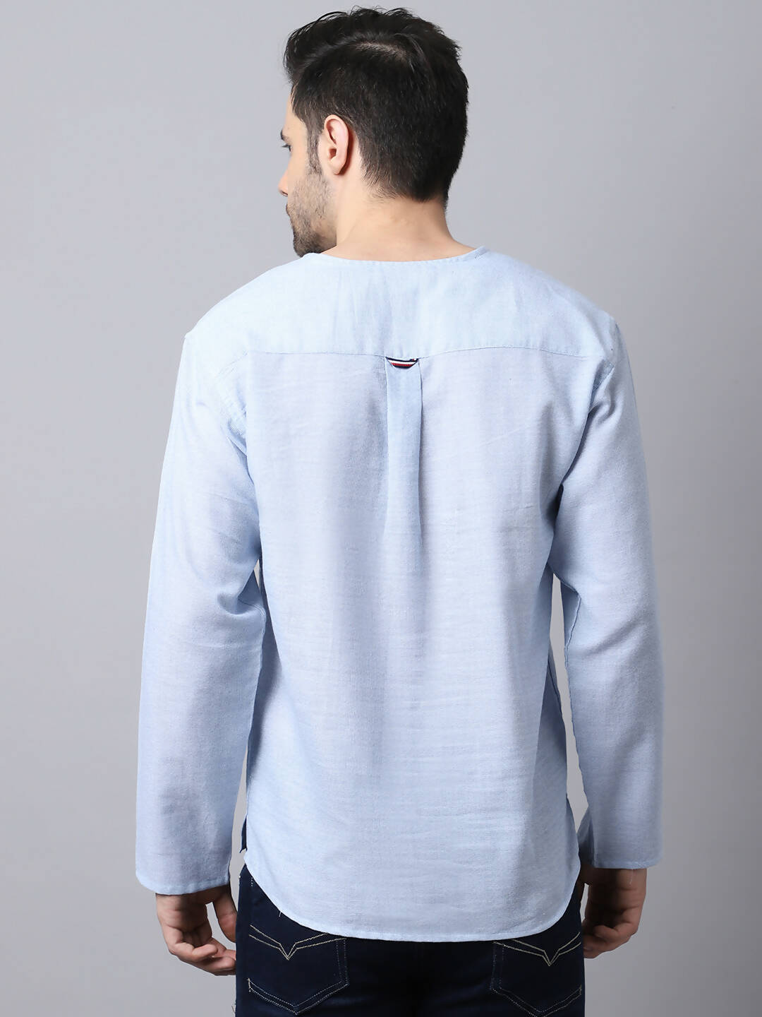 Even Apparels Men's Blue Pure Cotton Round Neck Slit Kurta | Swadesiicart