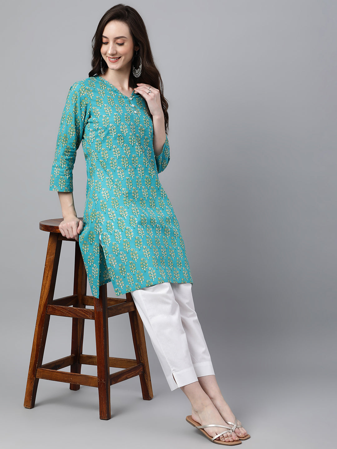 Janasya Women's Turquoise Blue Cotton Block Print Straight Tunic | Swadesiicart