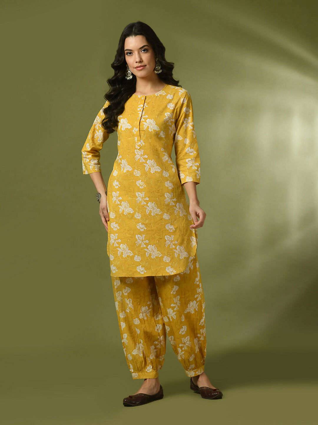 Myshka Women's Yellow Printed Cotton Round Neck Party Tunic With Trousers Co-ord set - Swadesiicart