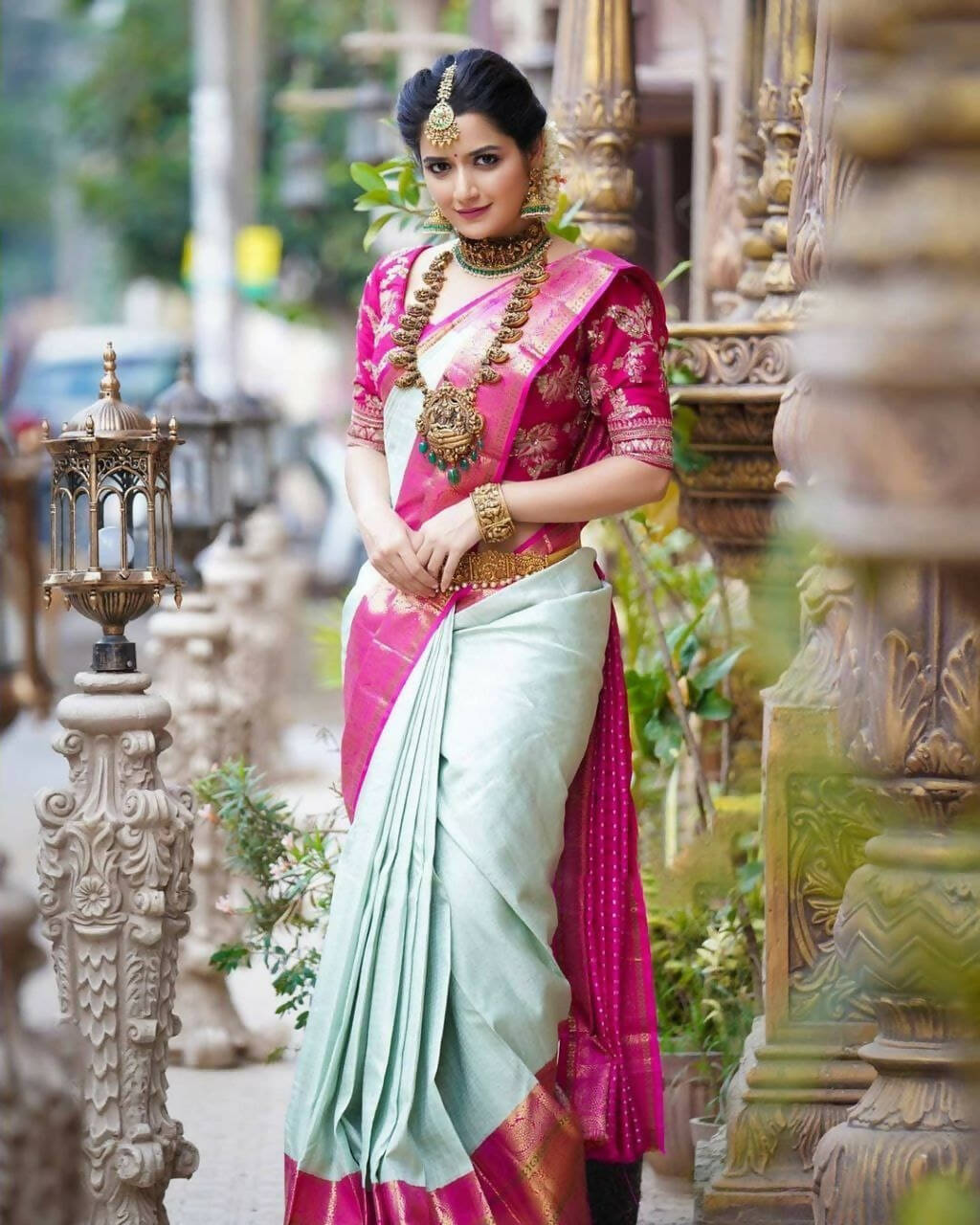 DEIANA'S Beautiful Designer Golden zari Soft Lichi Silk Saree - Pista - Swadesiicart