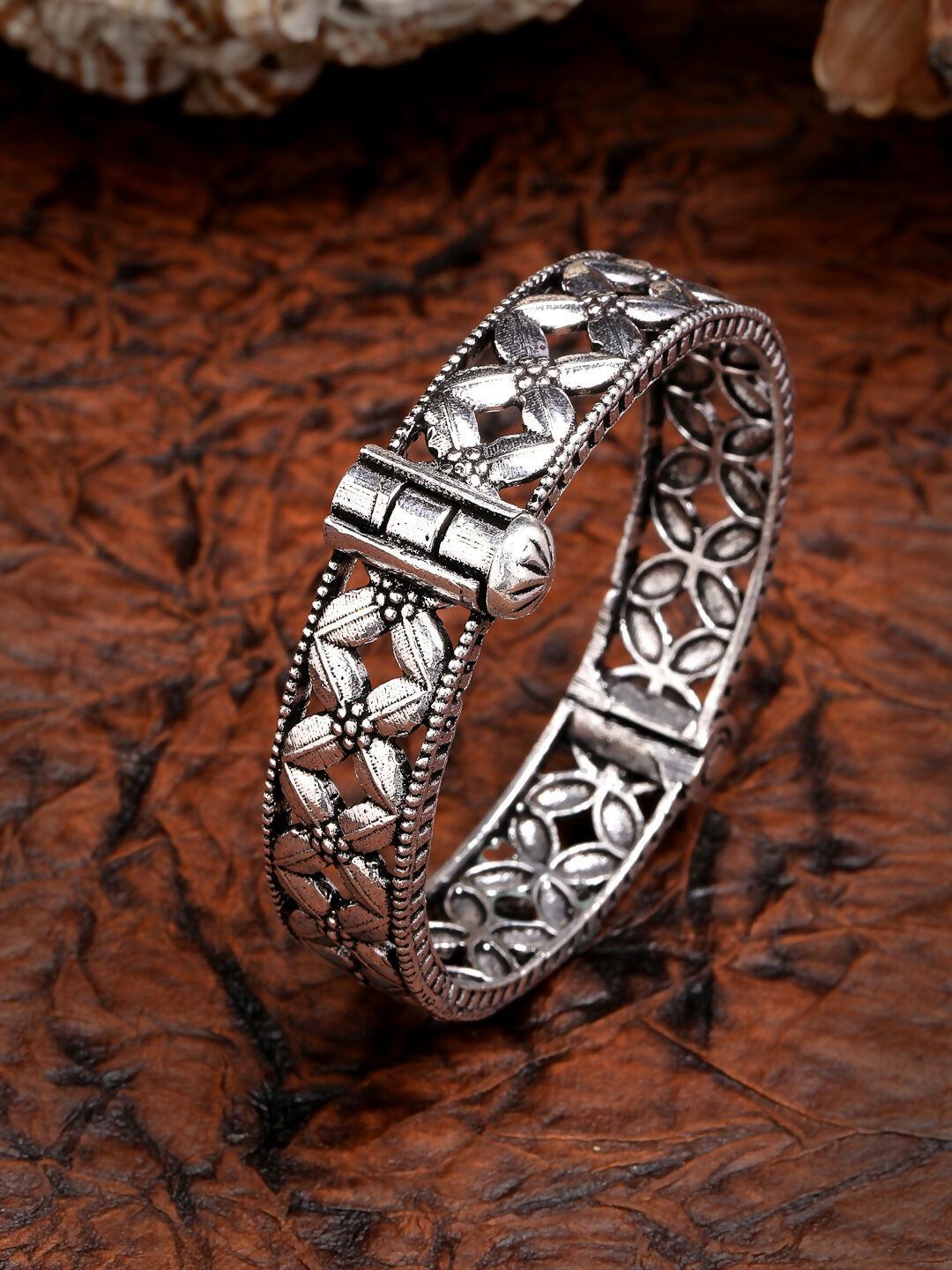 NVR Women's Silver-Toned German Silver Oxidised Kada Bangle - Swadesiicart