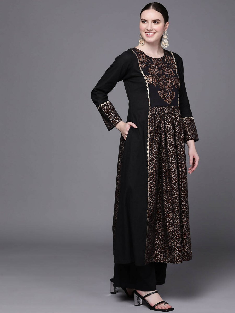 Ahalyaa Women Black Floral Printed Pure Cotton Kurta with Palazzos | Swadesiicart