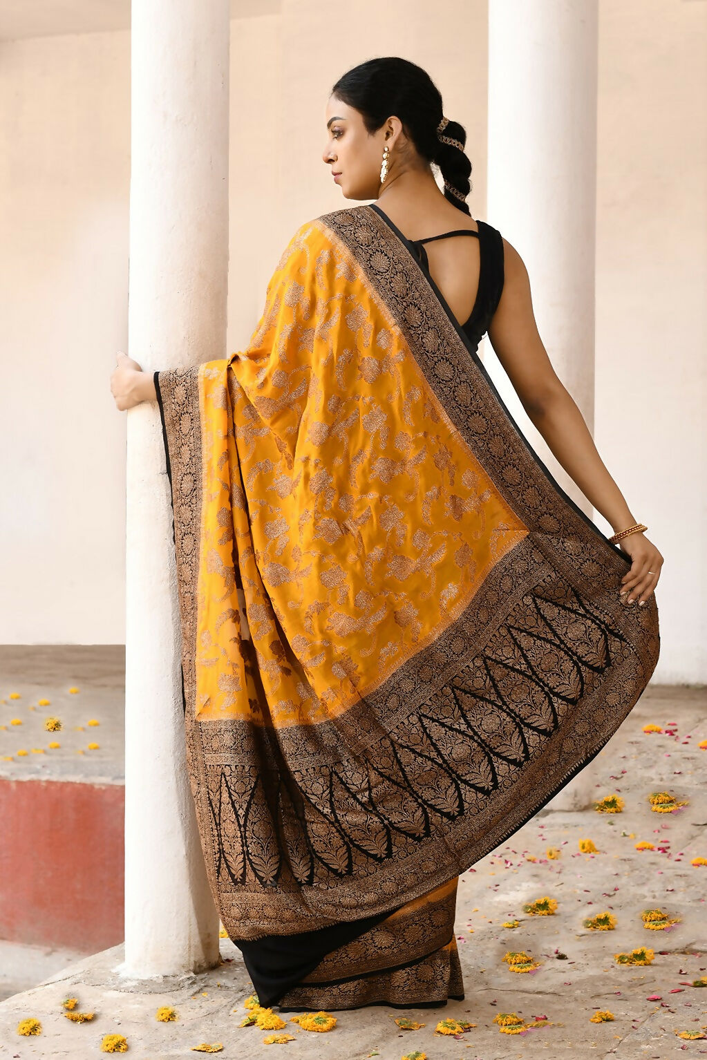 Joban Fashion Yellow Crepe Chiffon Pure Handloom Banarasi Silk Saree | Swadesiicart