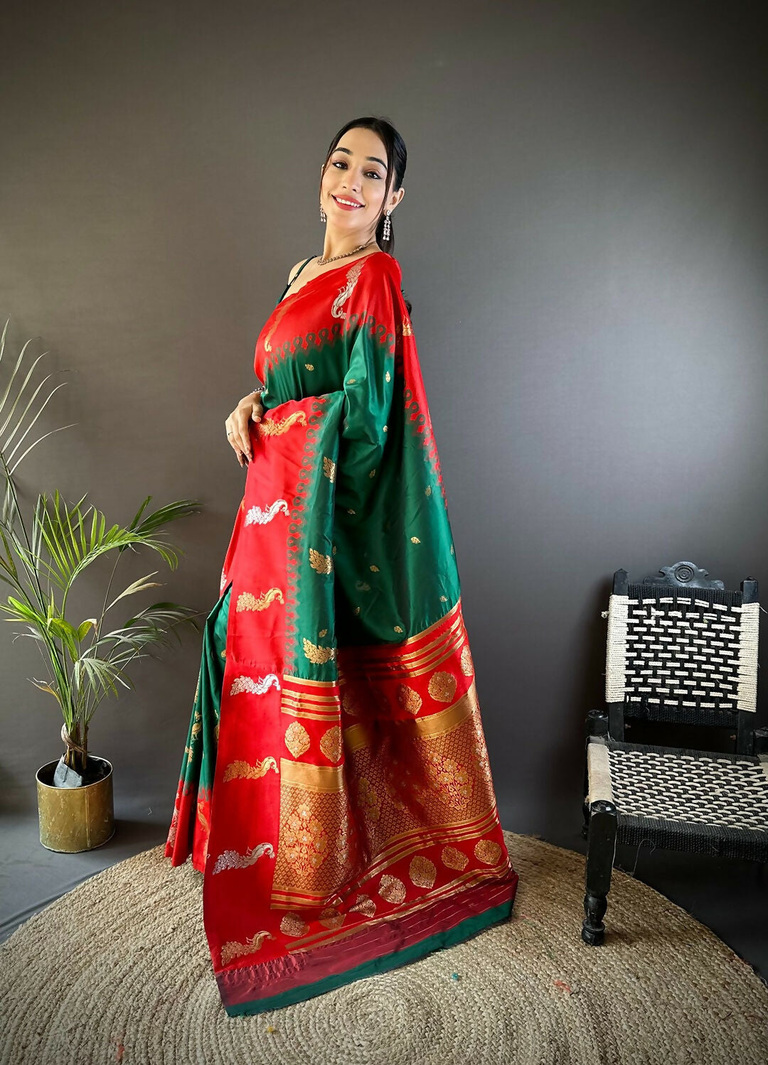 Joban Fashion Red Peacock,Butti Banarasi Silk Sarees | Swadesiicart
