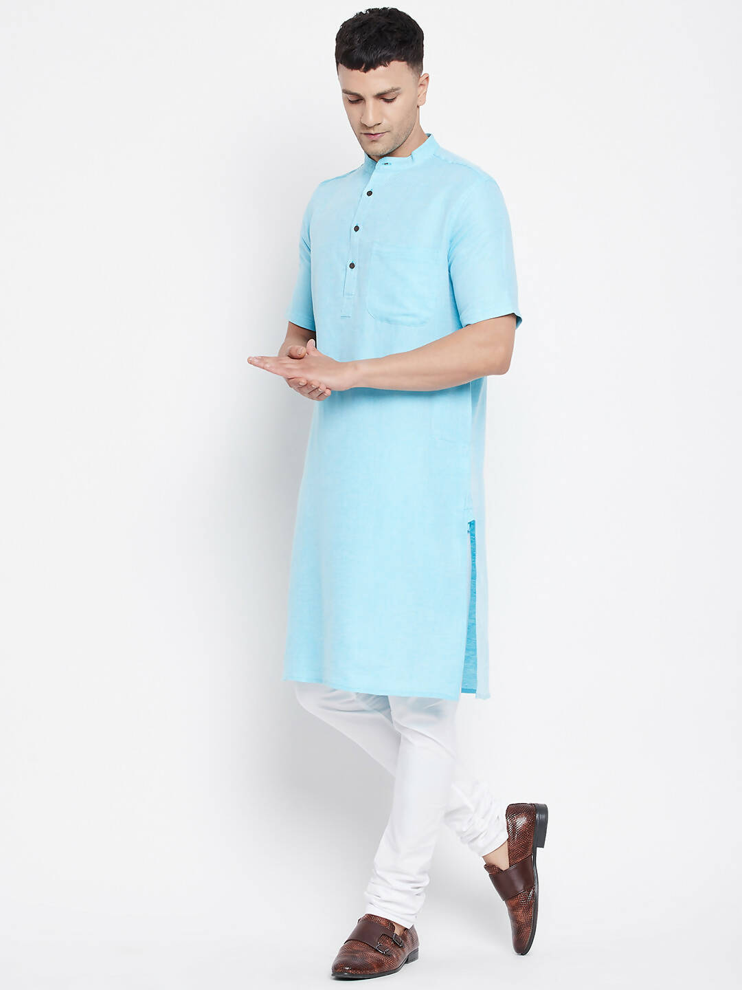Even Apparels Blue Color Pure Cotton Men's H/S Kurta With Band Collar | Swadesiicart