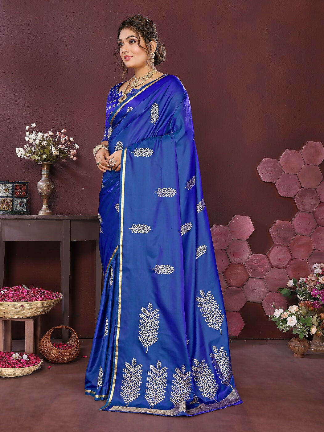Joban Fashion Royal Blue Floral Motifs Banarasi Silk Sarees | Swadesiicart