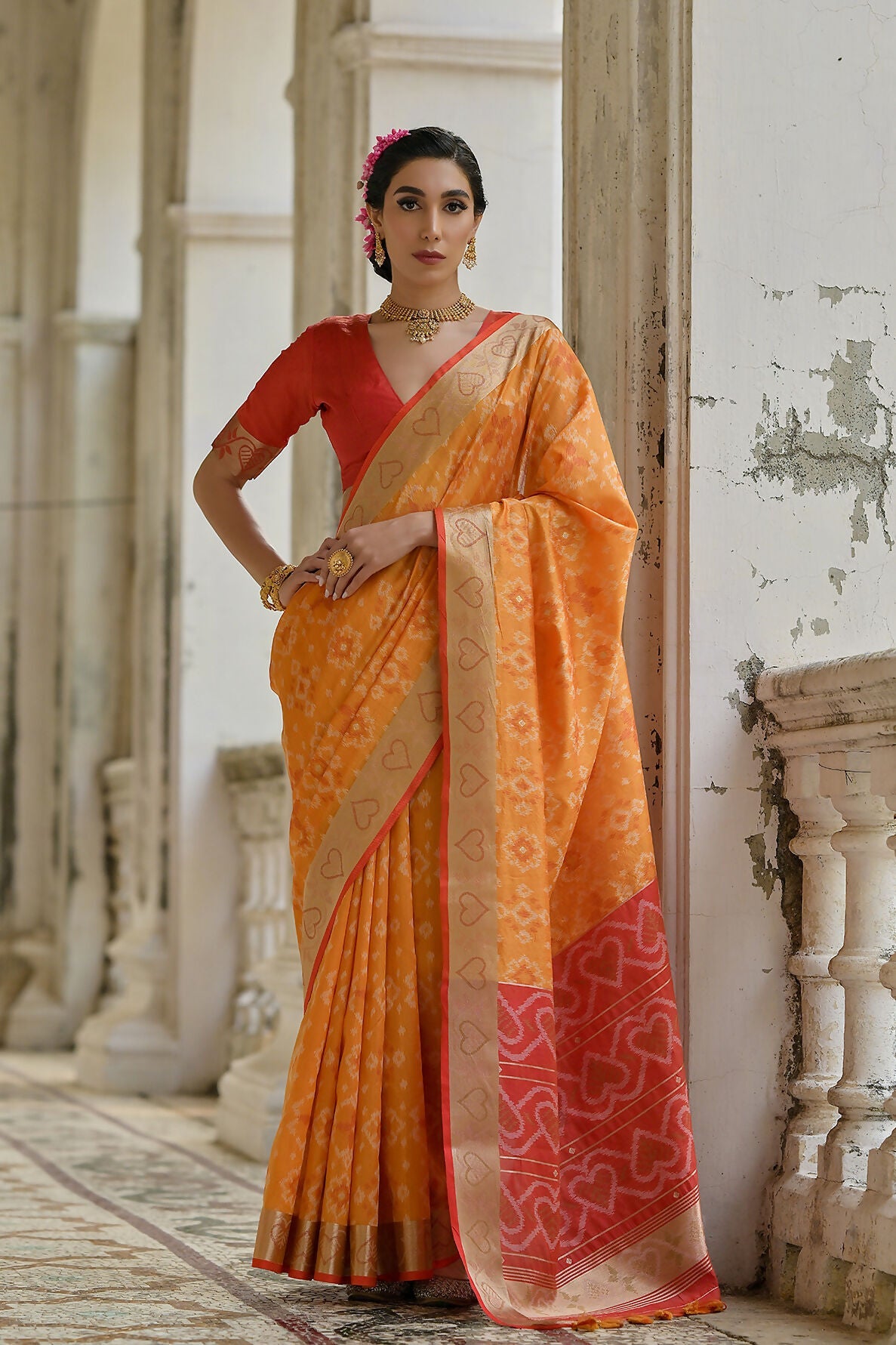 Vishnu Weaves Women's Mustard Raw Silk Thread Ikkat Woven Saree with Blouse - Swadesiicart