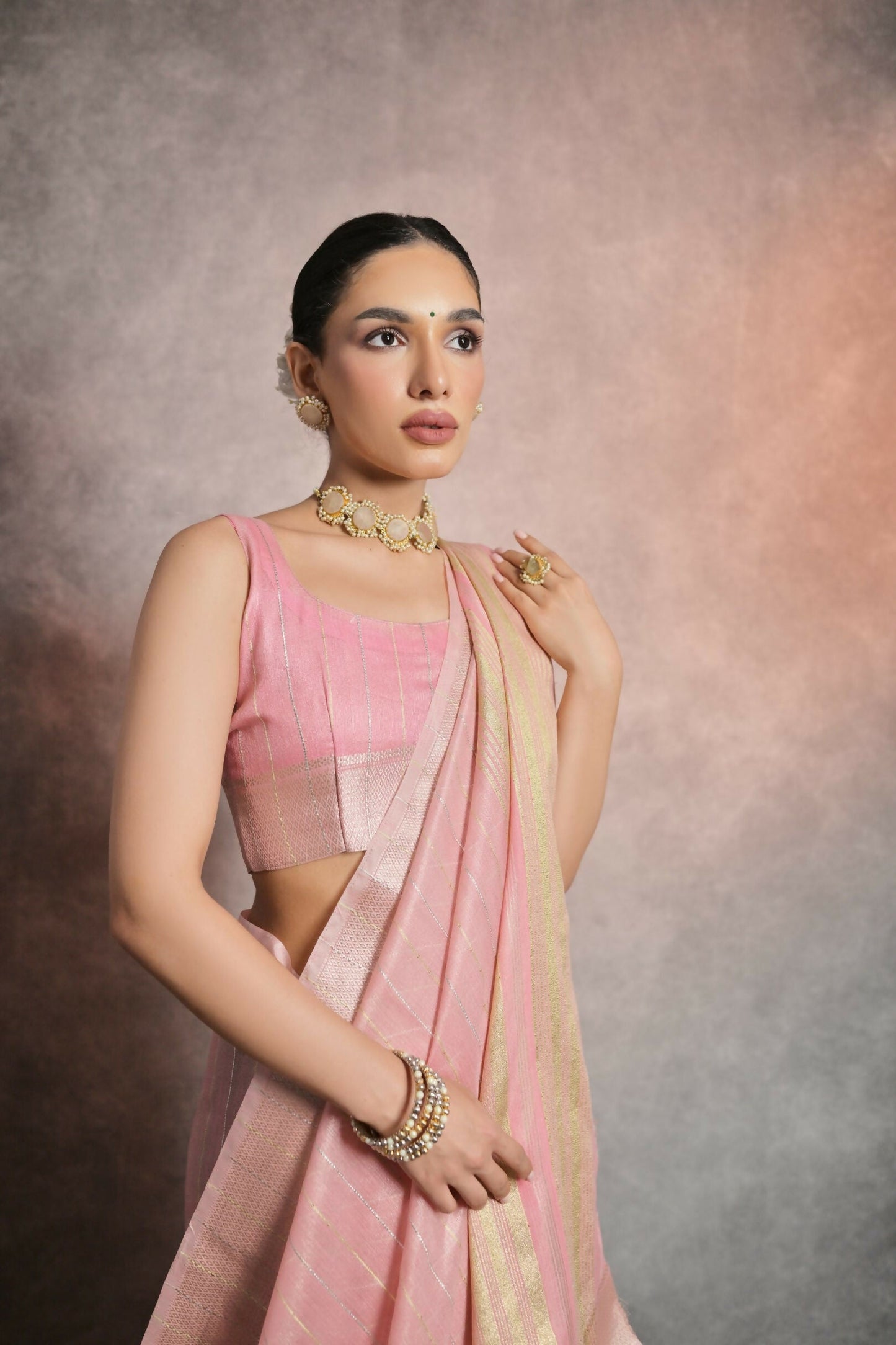 Vishnu Weaves Women's Pink Tissue Linen Zari Woven Saree with Blouse - Swadesiicart