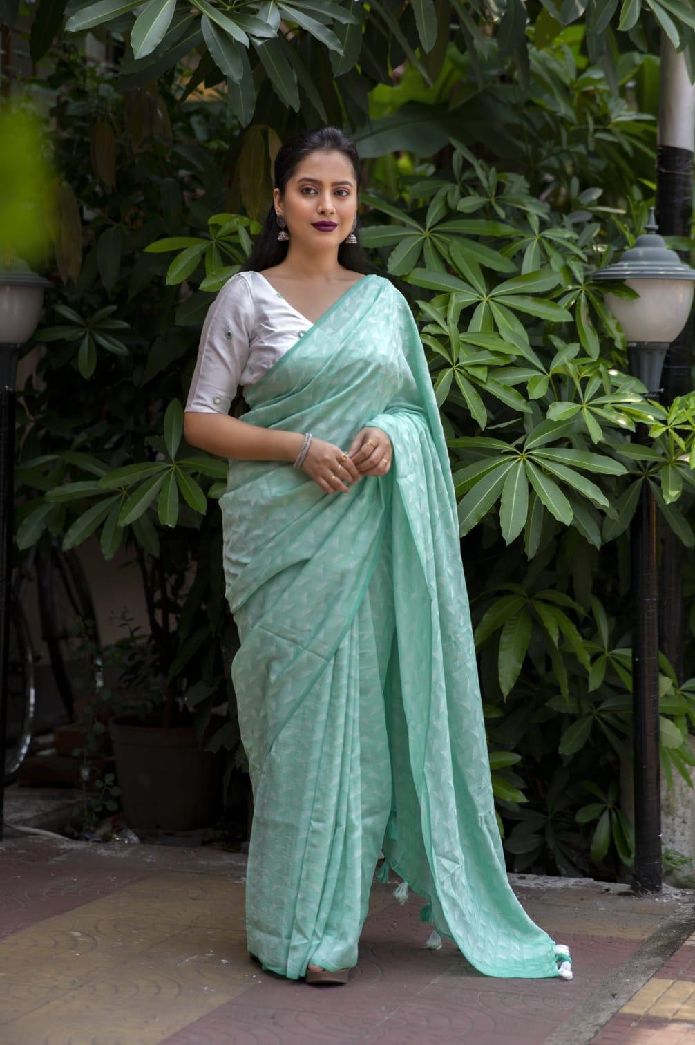 Green Poly Georgette Woven Design Saree with Unstitched Blouse - Hiral Fashion | Swadesiicart