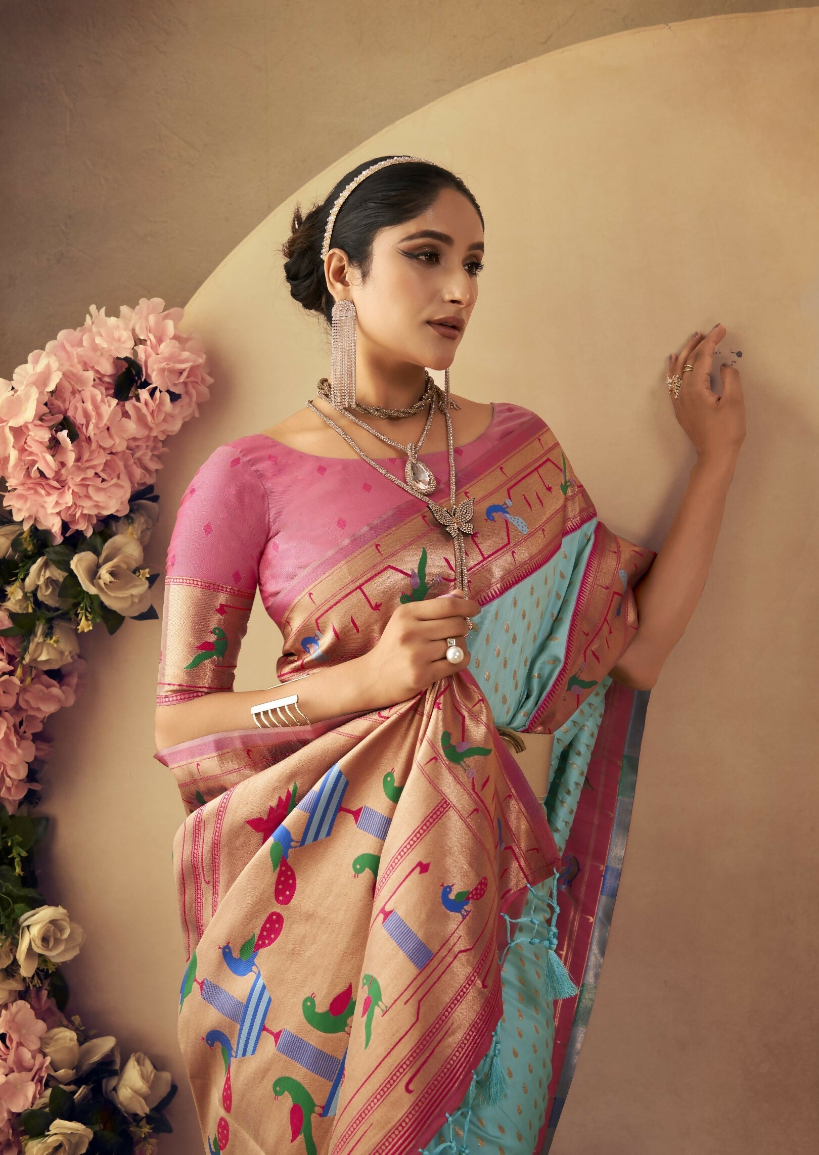 Vishnu Weaves Women's Firozi Paithani Silk Saree with Blouse - Swadesiicart