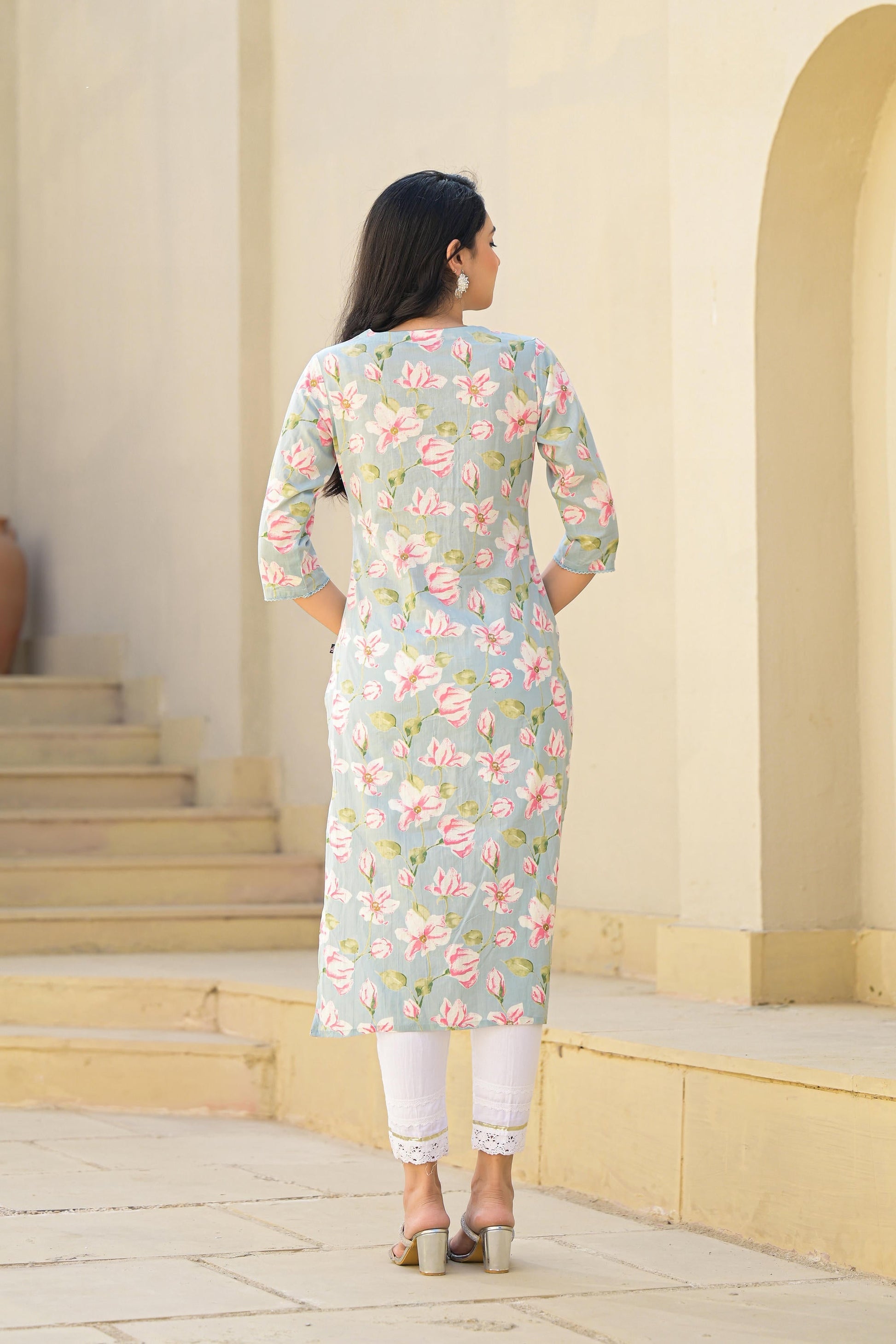 Juniper Green Floral Printed Cotton Kurta With Thread Work & Buttons - Swadesiicart