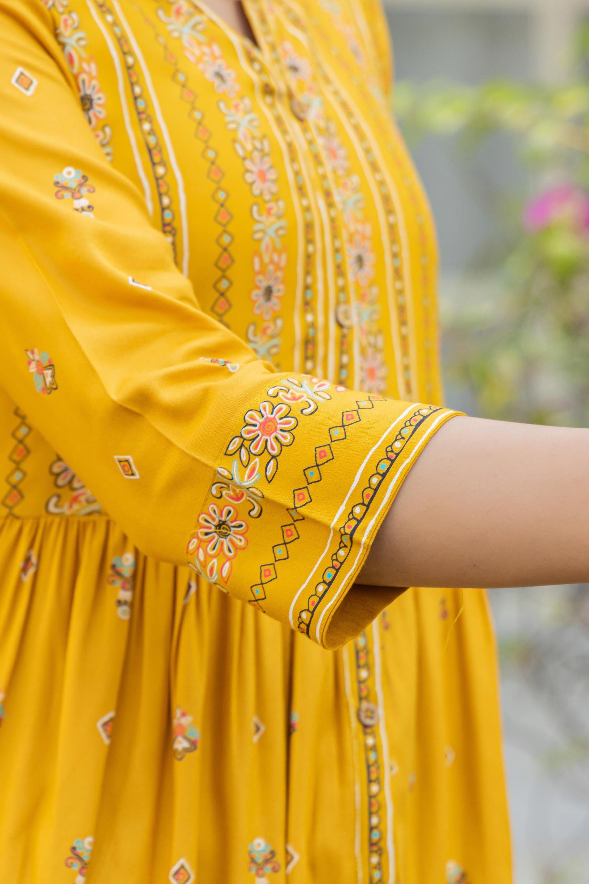 Juniper Women's Mustard Floral Printed Cotton Kurta With Thread Work & Lace - Swadesiicart