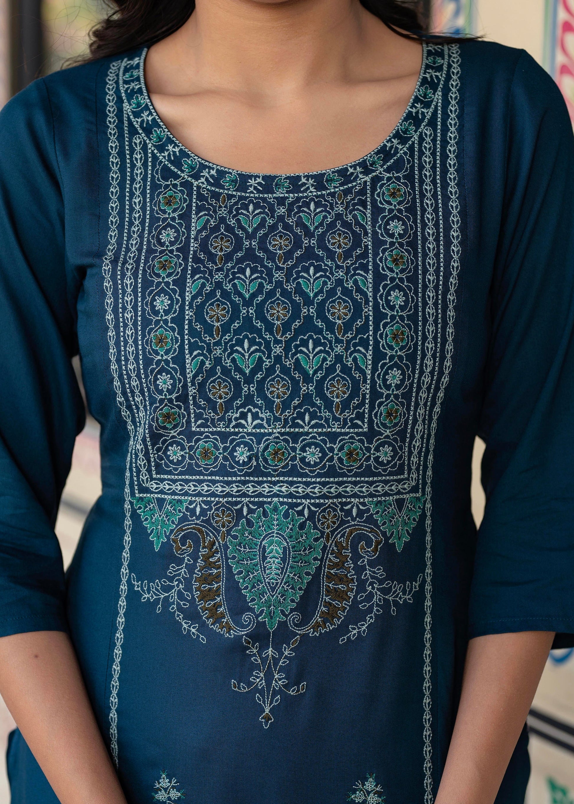 Juniper Blue Viscose Geometric Printed Kurta with Ethnic Motifs & Thread Work - Swadesiicart
