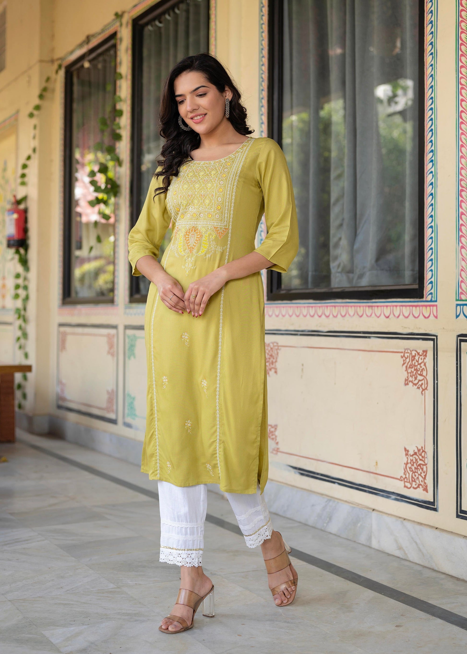 Juniper Lime Viscose Geometric Printed Kurta - Swadesiicart