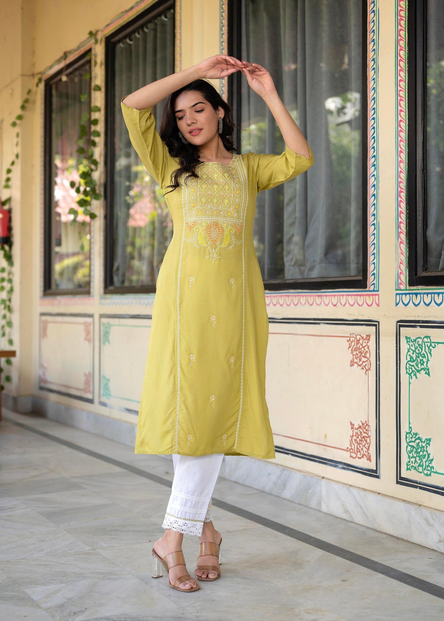 Juniper Lime Viscose Geometric Printed Kurta - Swadesiicart