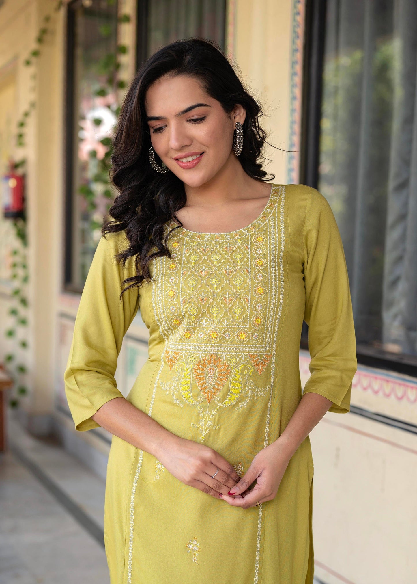 Juniper Lime Viscose Geometric Printed Kurta - Swadesiicart
