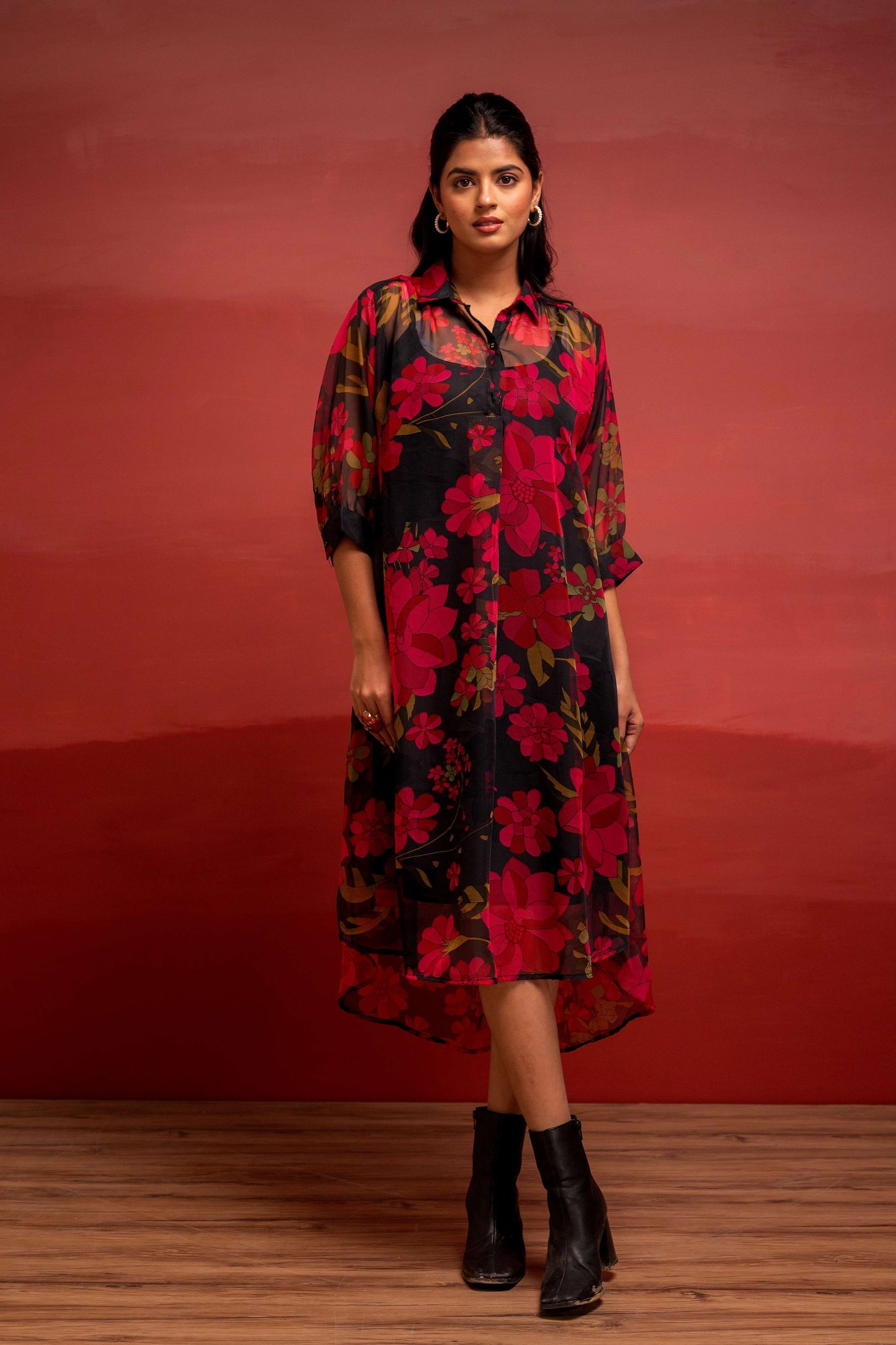 Juniper Black Floral Printed A-Line Kurta With Inner And Button Detailing - Swadesiicart