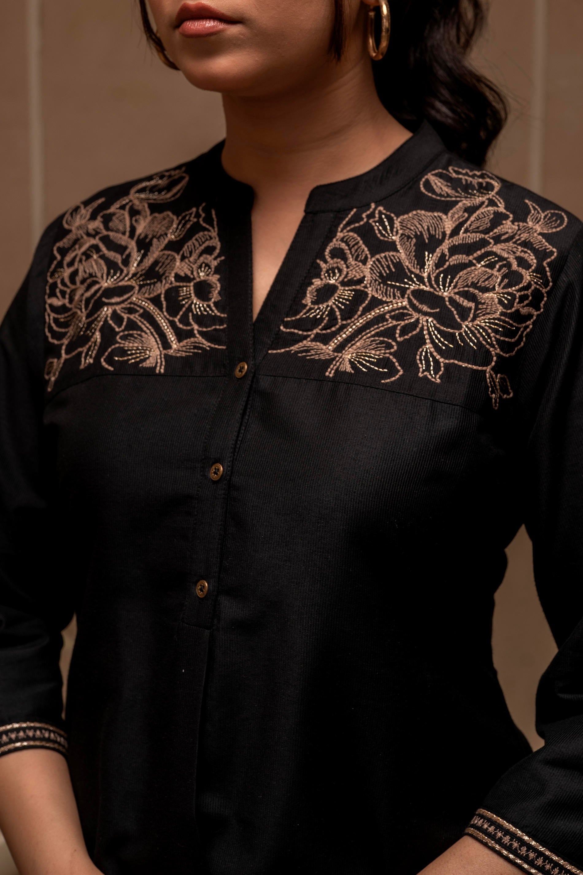 Juniper Black Solid Viscose Tunic And Pants Co-Ord Set With Thread Work And Button Detailing - Swadesiicart