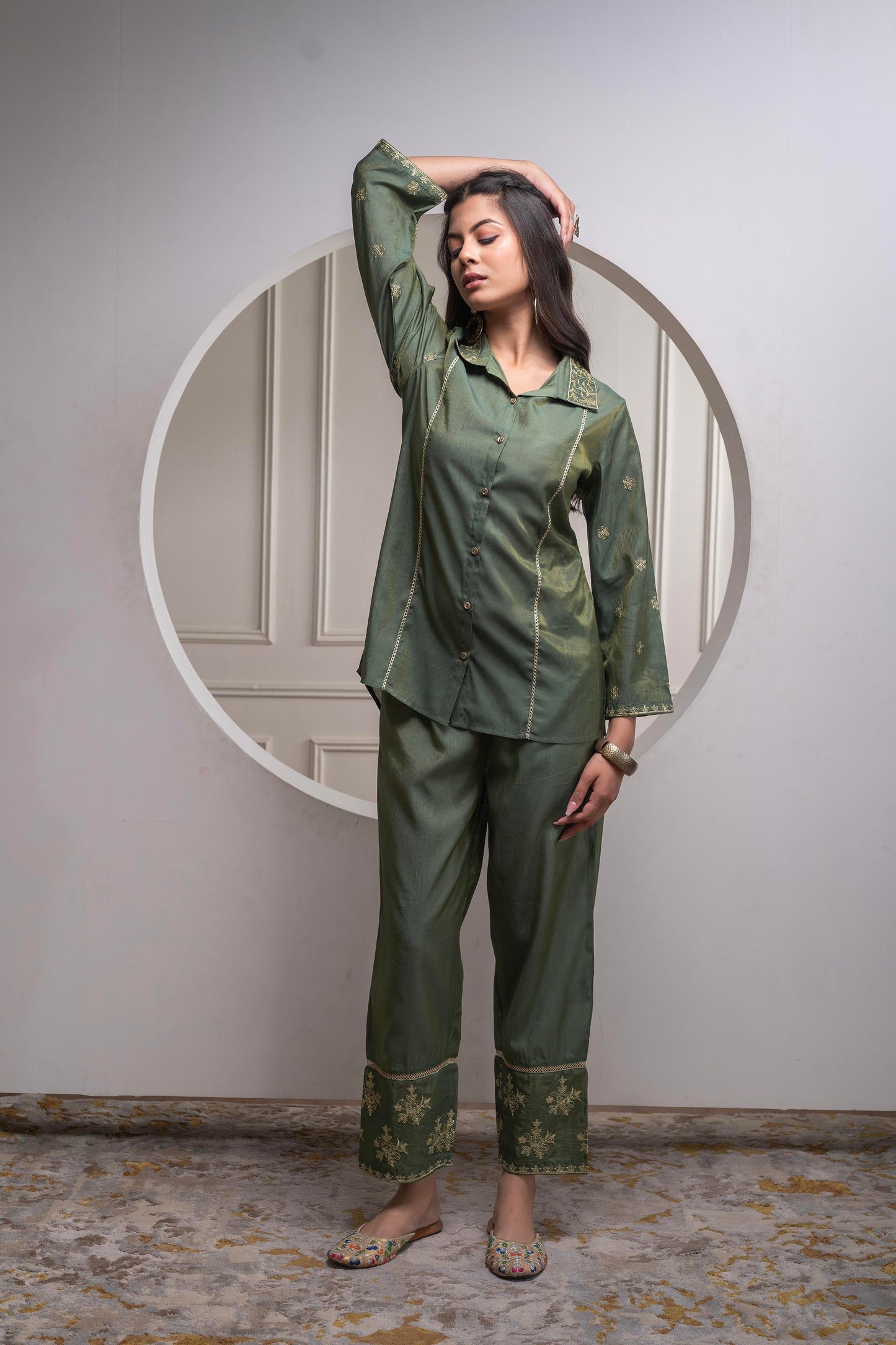 Juniper Fuchsia Solid Green Viscose Tunic And Pants Co-Ord Set With Zari Work And Button Detailing - Swadesiicart