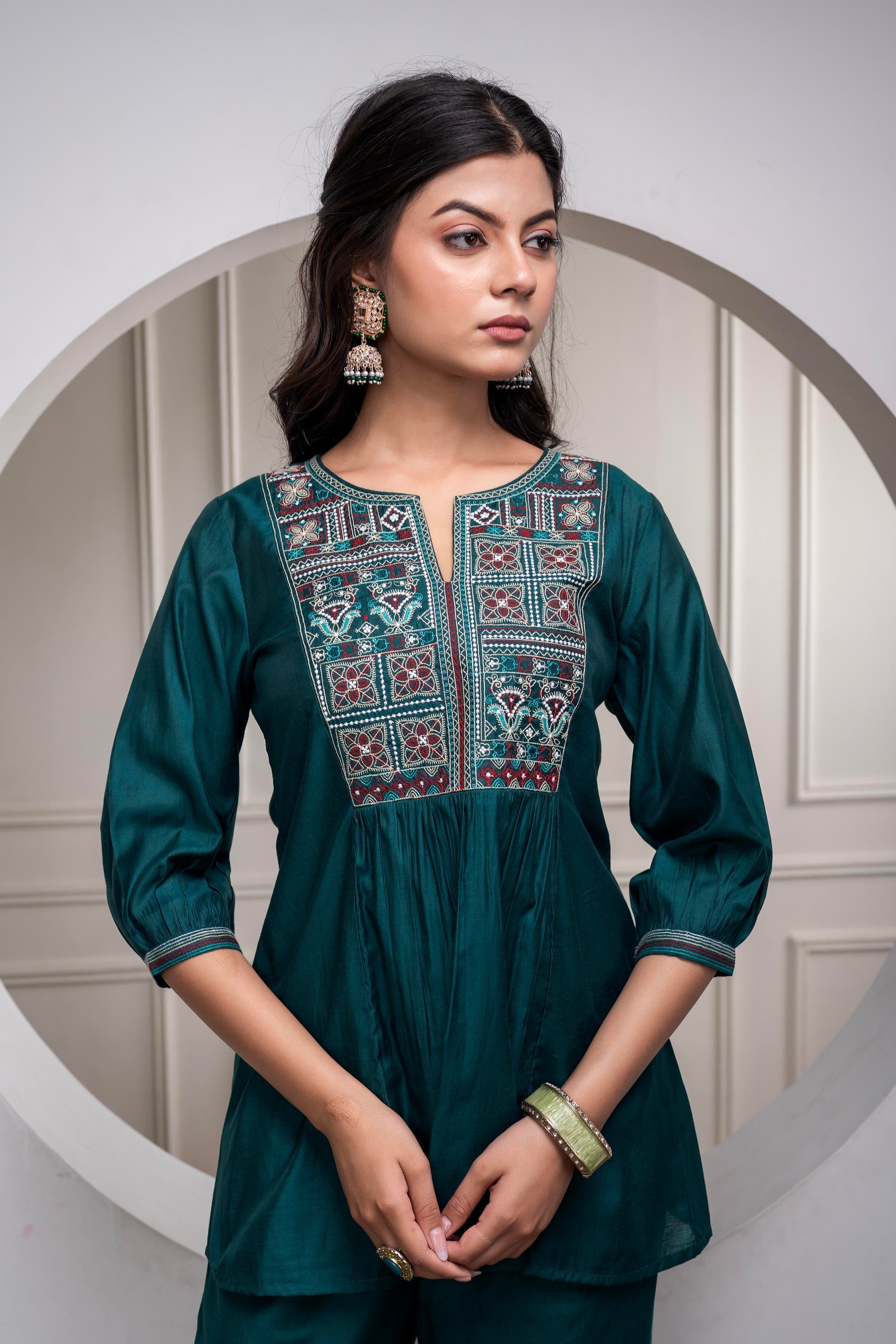 Juniper Bottlegreen Solid Viscose Gathered Tunic And Pants Co-Ord Set With Thread Work - Swadesiicart