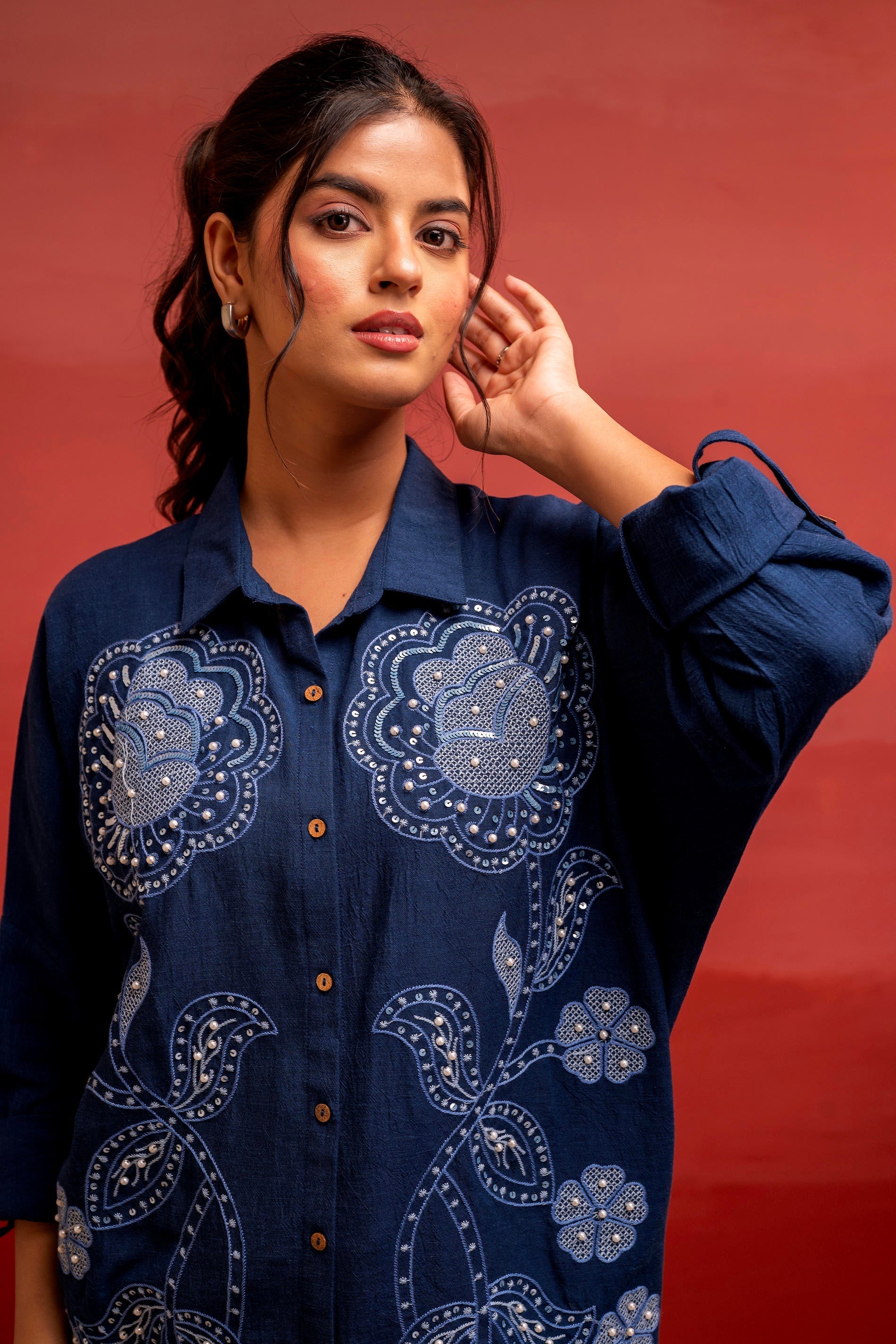 Juniper Viscose Linen Indigo Embroidered Shirt And Pant Co-Ord Set With Thread Work - Swadesiicart