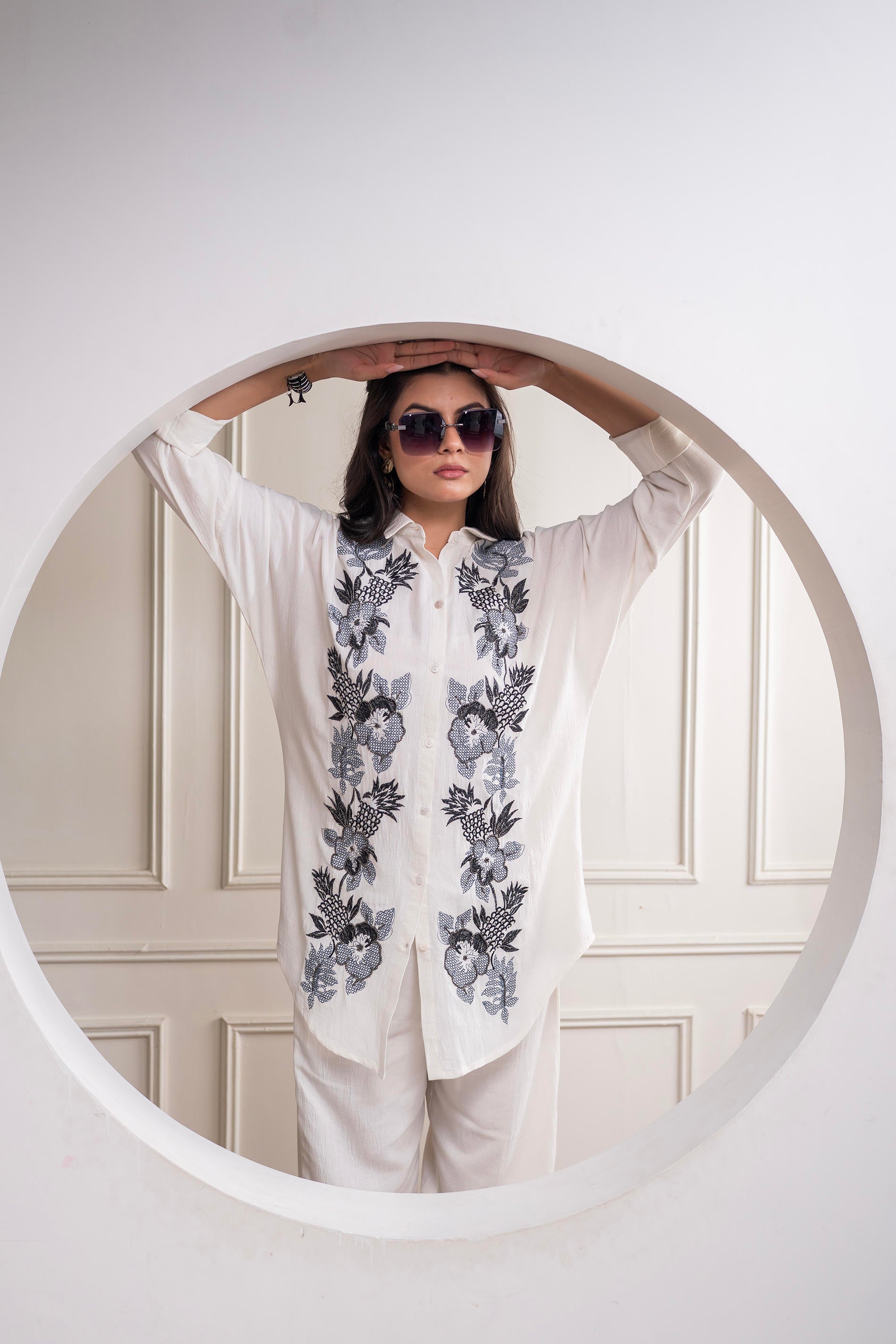 Juniper Viscose Linen Off White Embroidered Shirt And Pant Co-Ord Set With Thread Work - Swadesiicart
