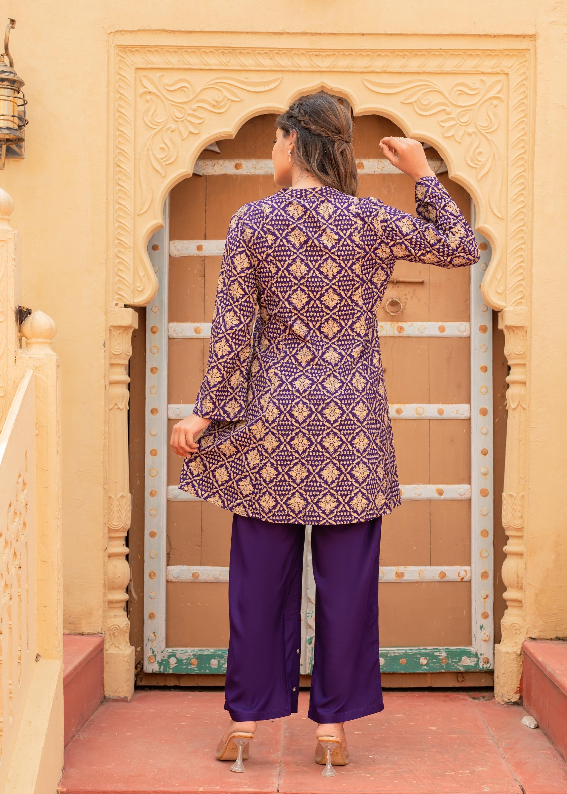 Juniper Purple Gold Geometric Printed Kurta With Pants - Swadesiicart