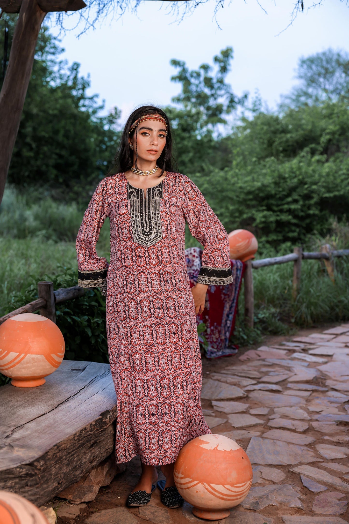 Juniper Black & Brown Ethnic Motif Embroidered Straight Kurta With Zari & Mirror Work - Swadesiicart
