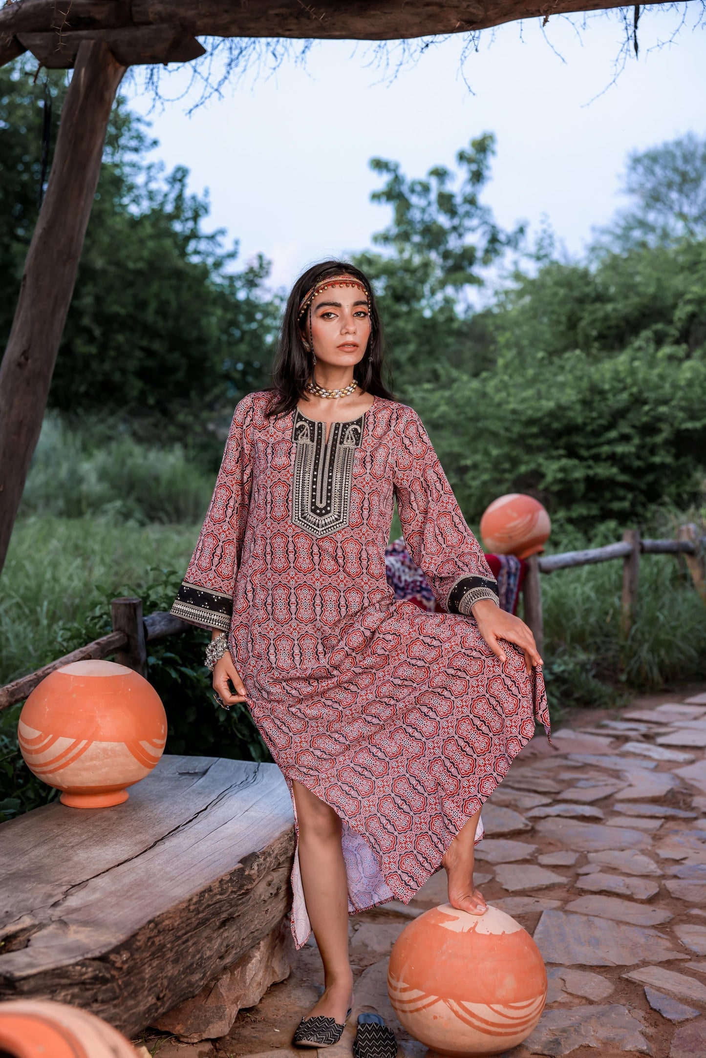 Juniper Black & Brown Ethnic Motif Embroidered Straight Kurta With Zari & Mirror Work - Swadesiicart