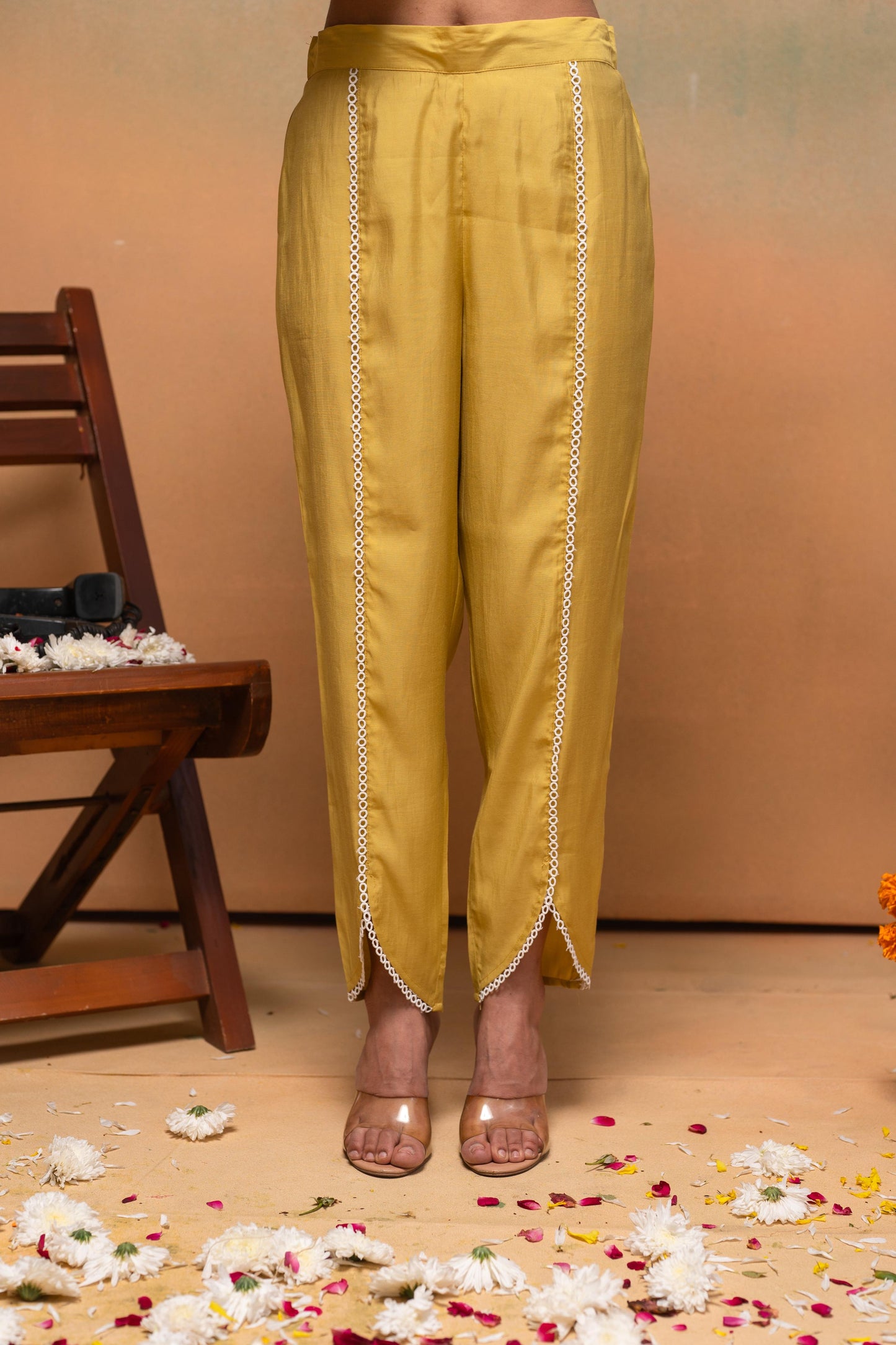 Juniper Viscose Yellow Embroidered Kurta Pant Co-Ordset With Thread Work & Lace - Swadesiicart