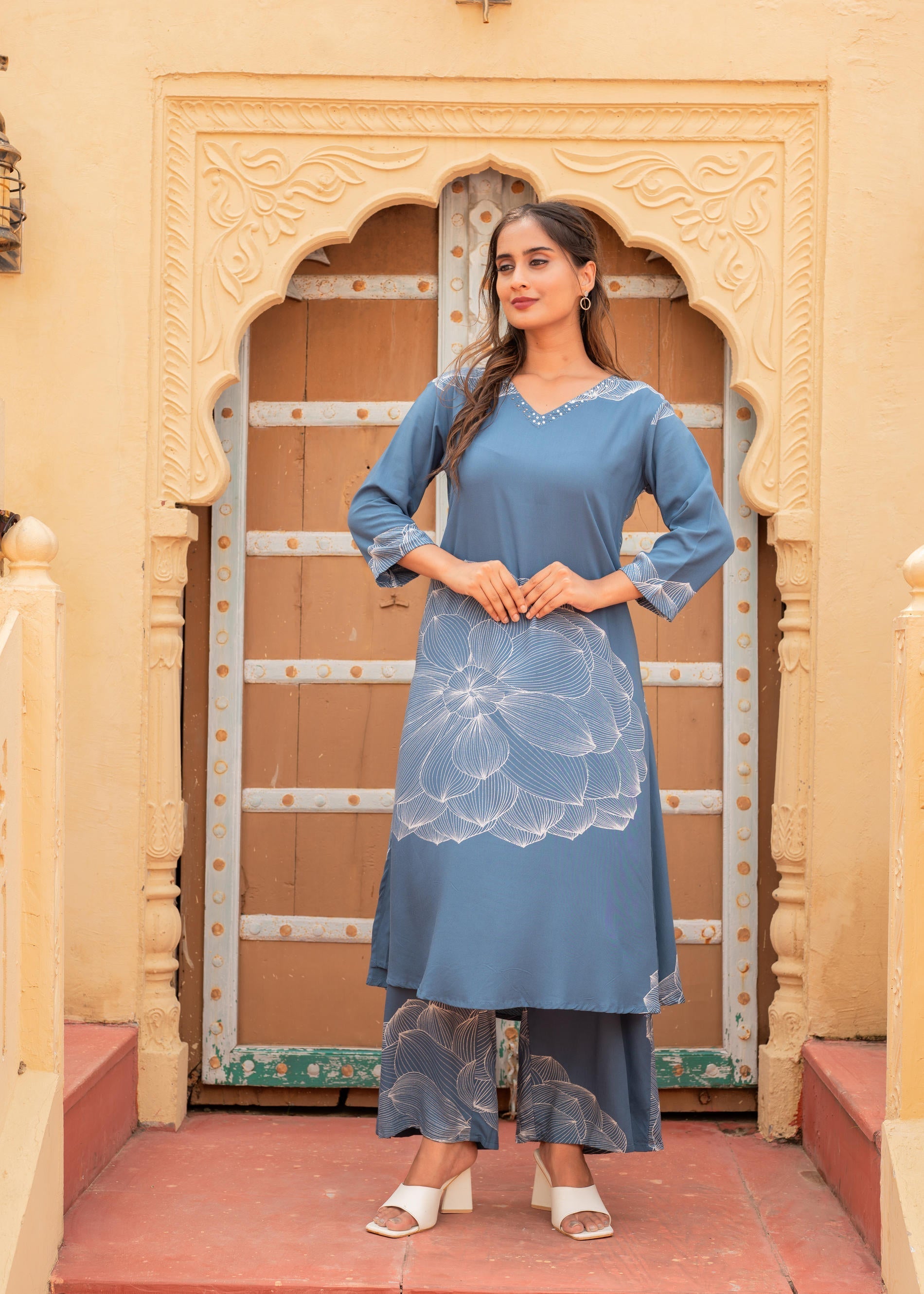 Juniper Women'S Blue Floral Print Viscose Kurta & Pant Set With Sequin And Bead Work - Swadesiicart