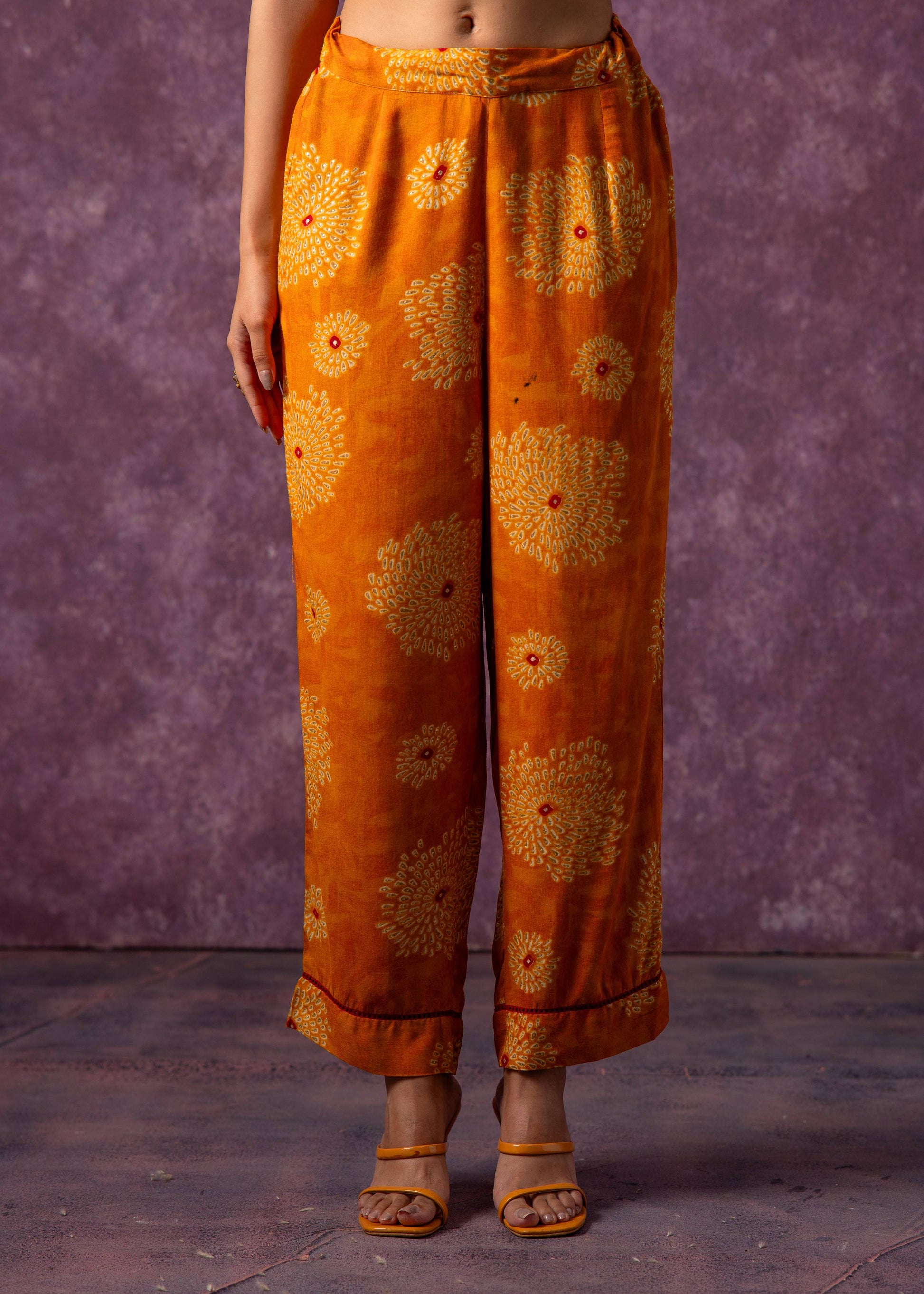 Juniper Women'S Mustard Floral Printed Kurta With Pant Set - Swadesiicart