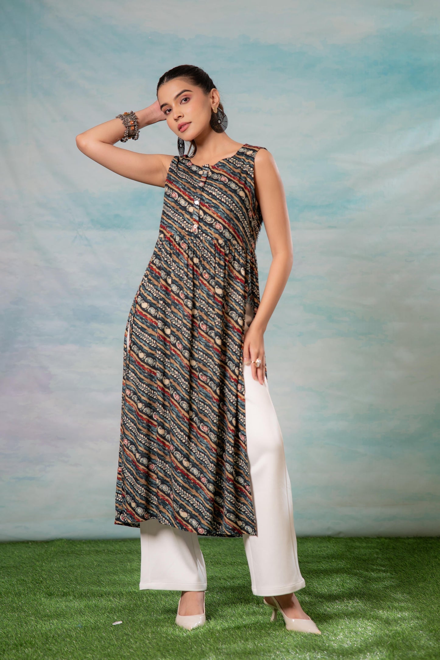 Juniper Women'S Navy Ethnic Motif Printed Sleeveless Kurta - Swadesiicart