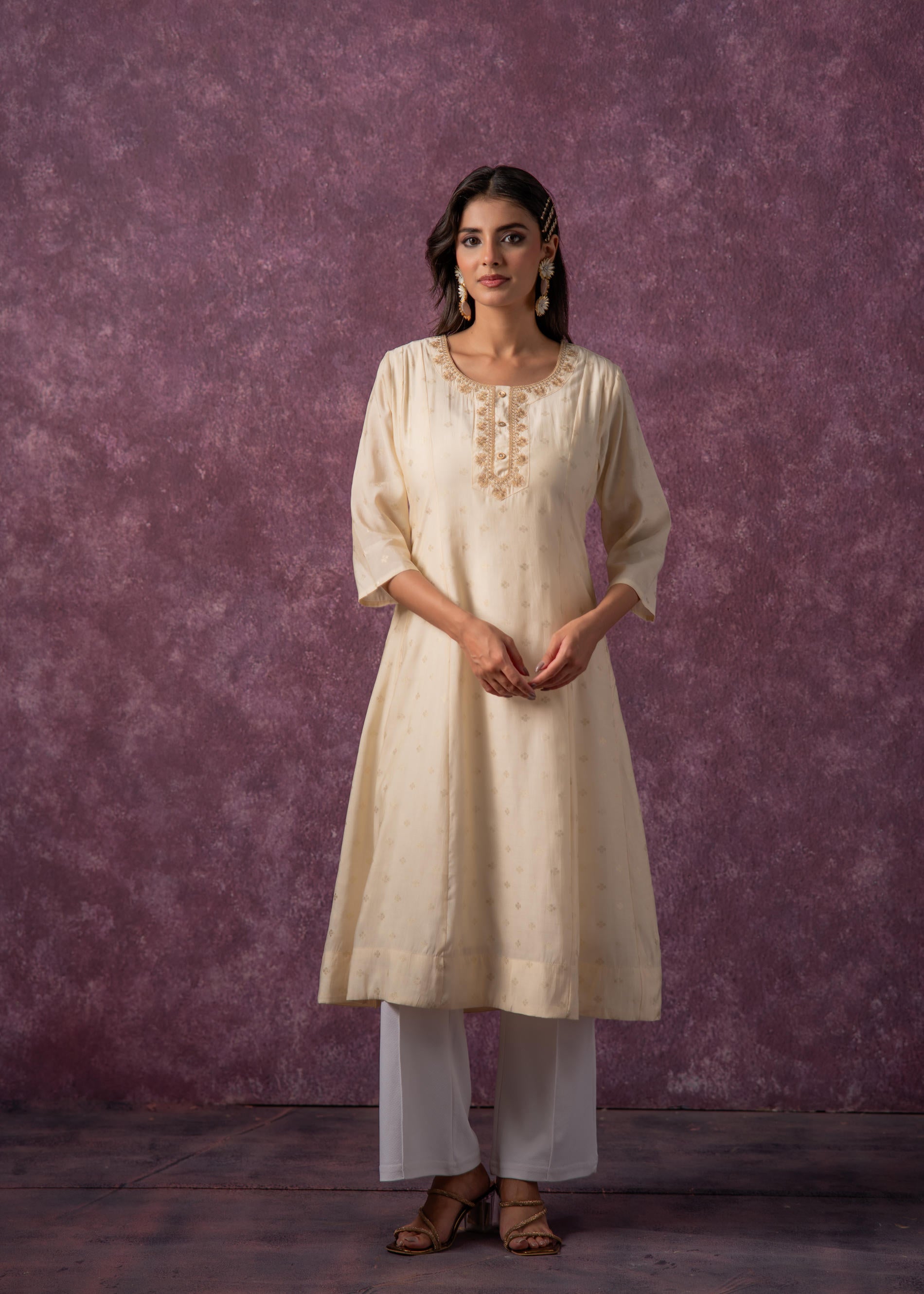 Juniper Ivory Glow Kurta Set With Subtle Zari Detailing - Swadesiicart