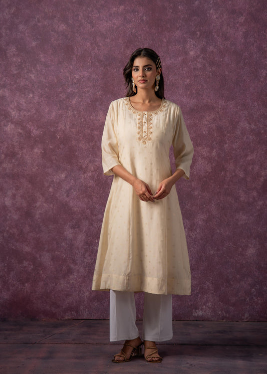 Juniper Ivory Glow Kurta Set With Subtle Zari Detailing - Swadesiicart