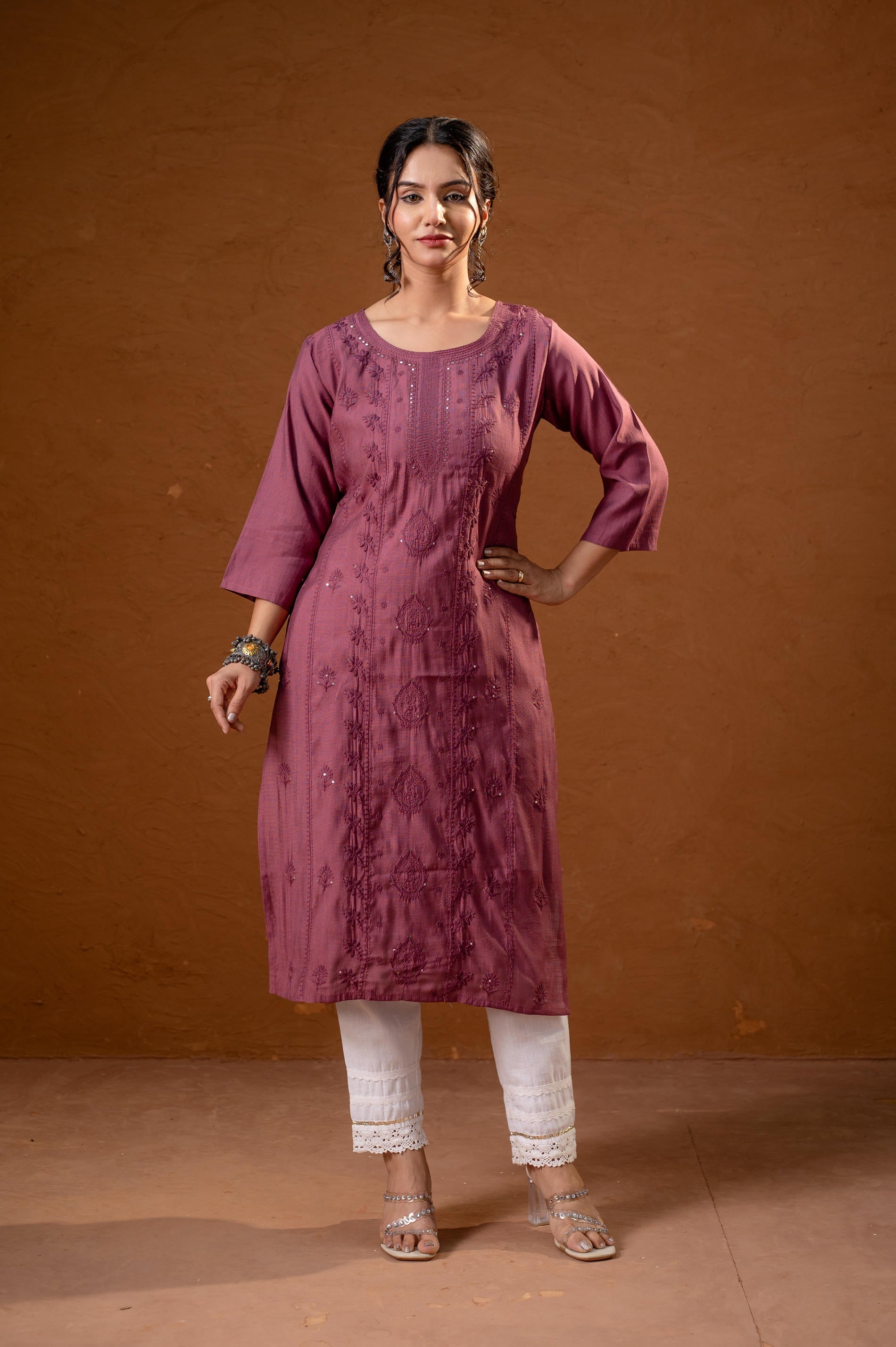 Juniper Dusty Pink Embroidered Kurta - Swadesiicart