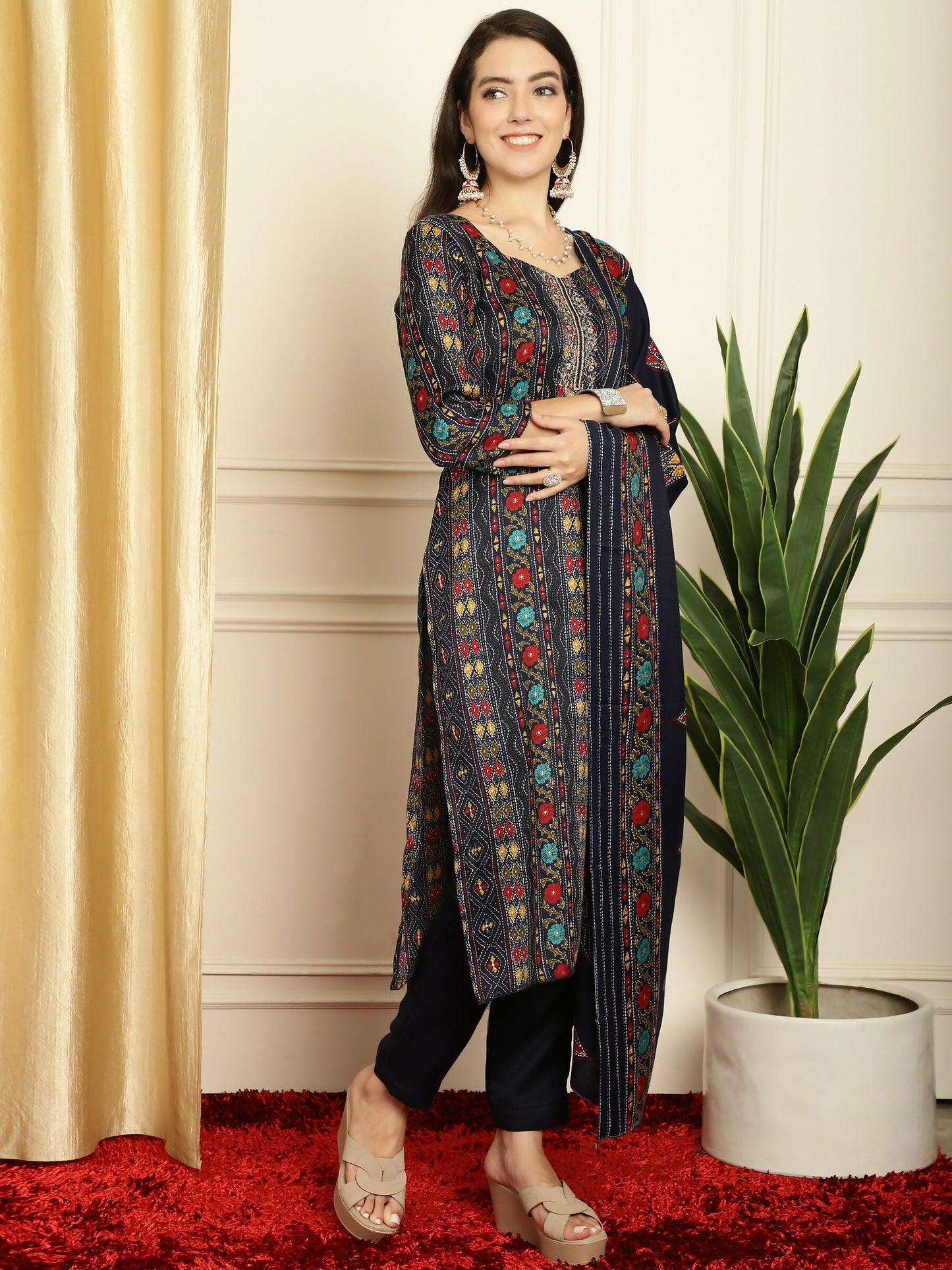 Jyoti Fashion Women's Navy Blue Pashmina Floral Digital Printed Kurta with Trouser & Dupatta | Swadesiicart