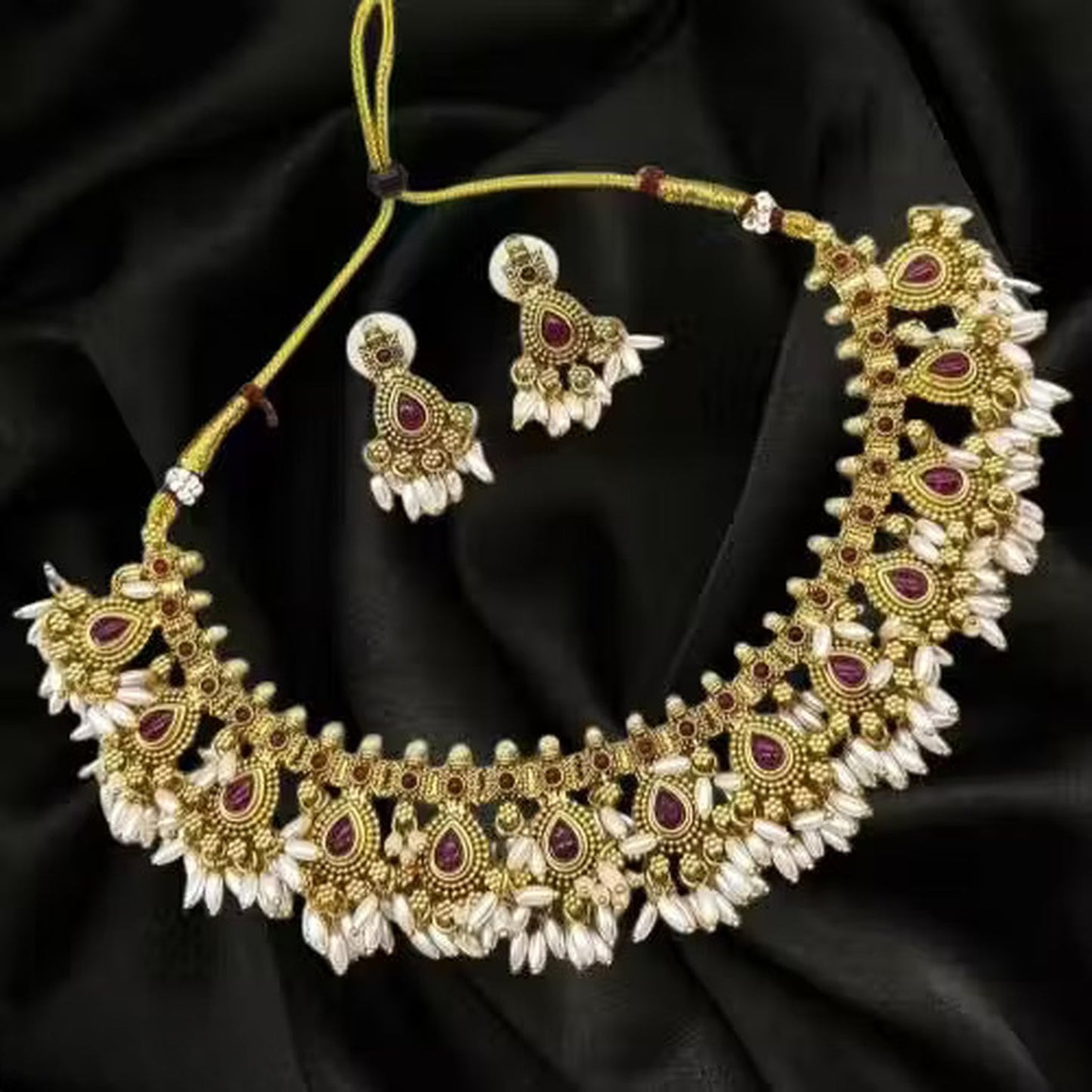 Jewel City Handcrafted Antique Gold-Plated Kundan Choker Necklace Set with Pearls | Traditional Indian Ethnic Bridal Jewelry Set | Swadesiicart