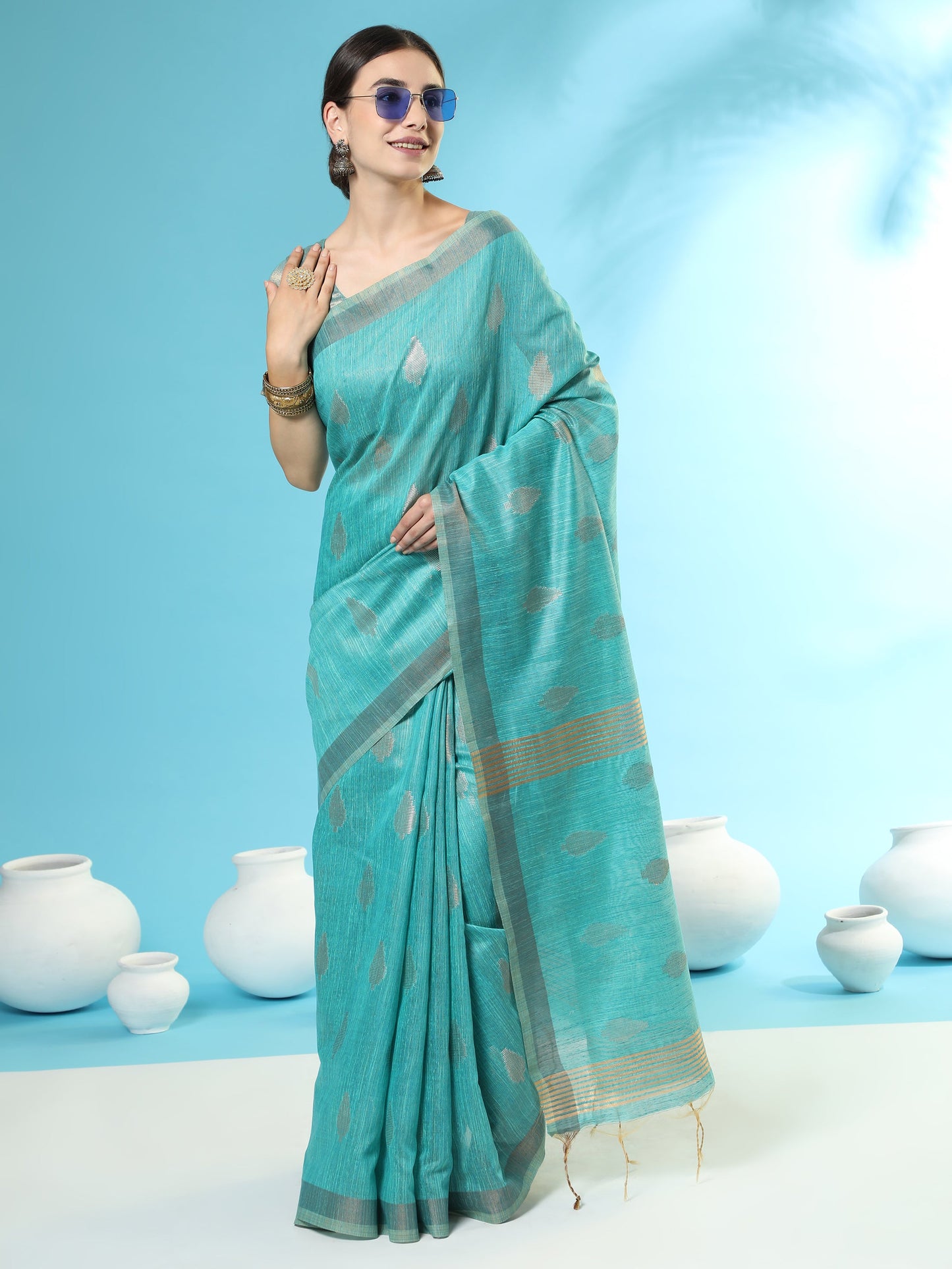Vishnu Weaves Women's Aqua Handloom Silk Zari Woven Saree with Blouse - Swadesiicart