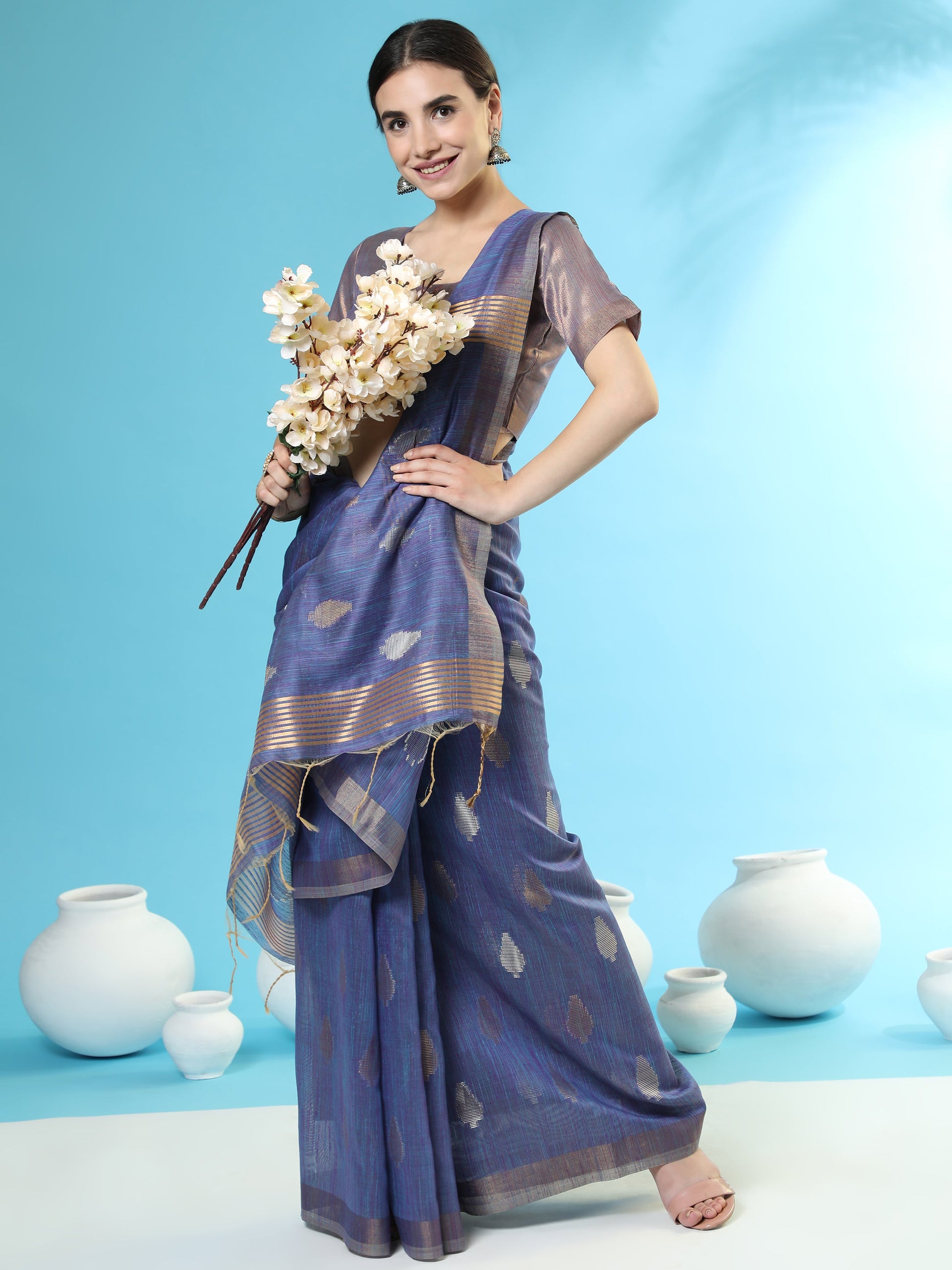 Vishnu Weaves Women's Blue Handloom Silk Zari Woven Saree with Blouse - Swadesiicart